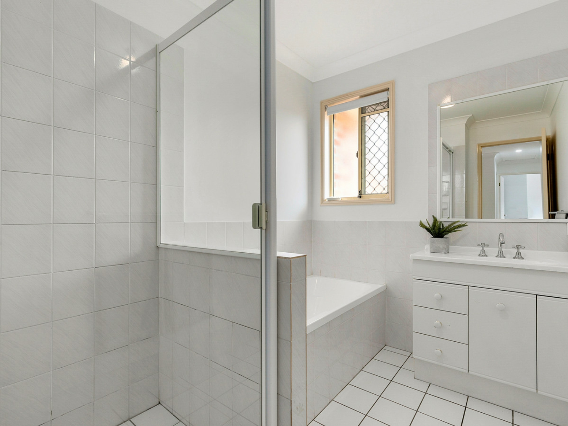 6/139 Chatswood Road, DAISY HILL