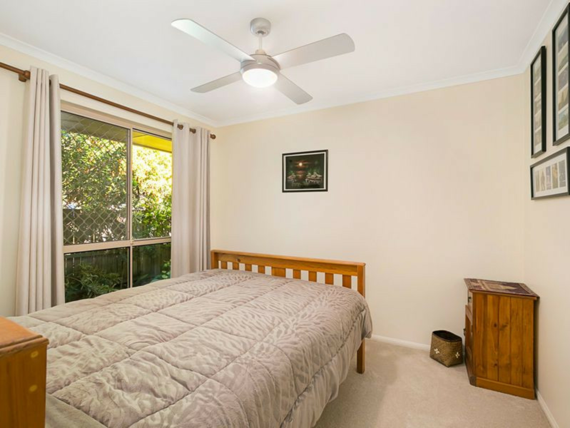 9 Bauhinia Street, BIRKDALE