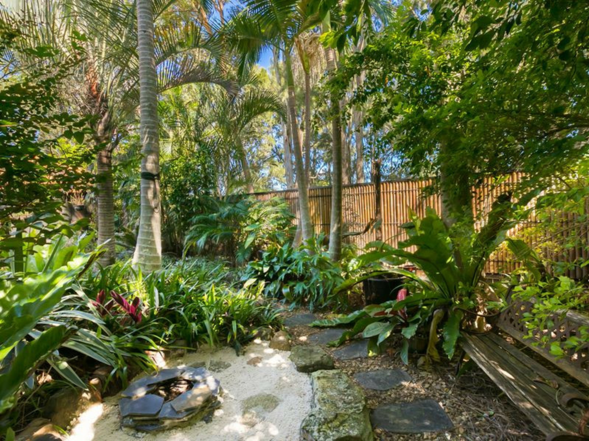 9 Bauhinia Street, BIRKDALE