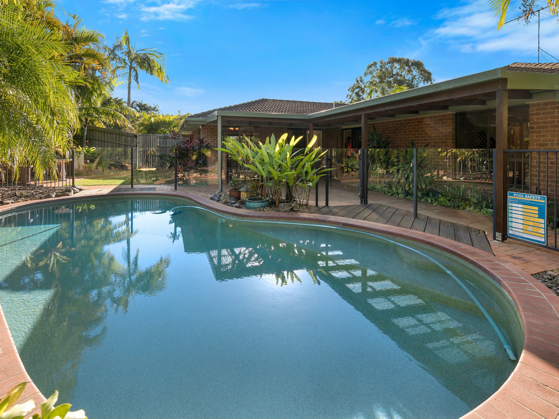 12 Chatsworth Circuit Capalaba QLD Property Details LJ Hooker