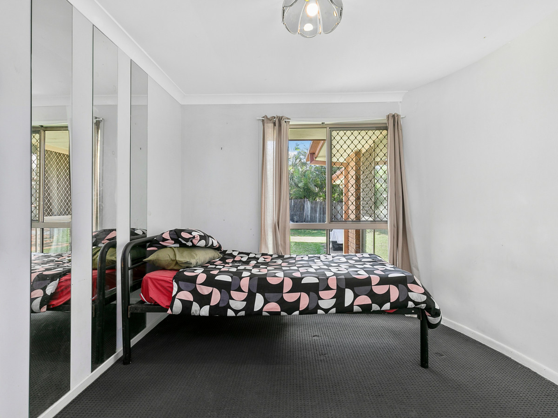 6 Nadia Court, CAPALABA