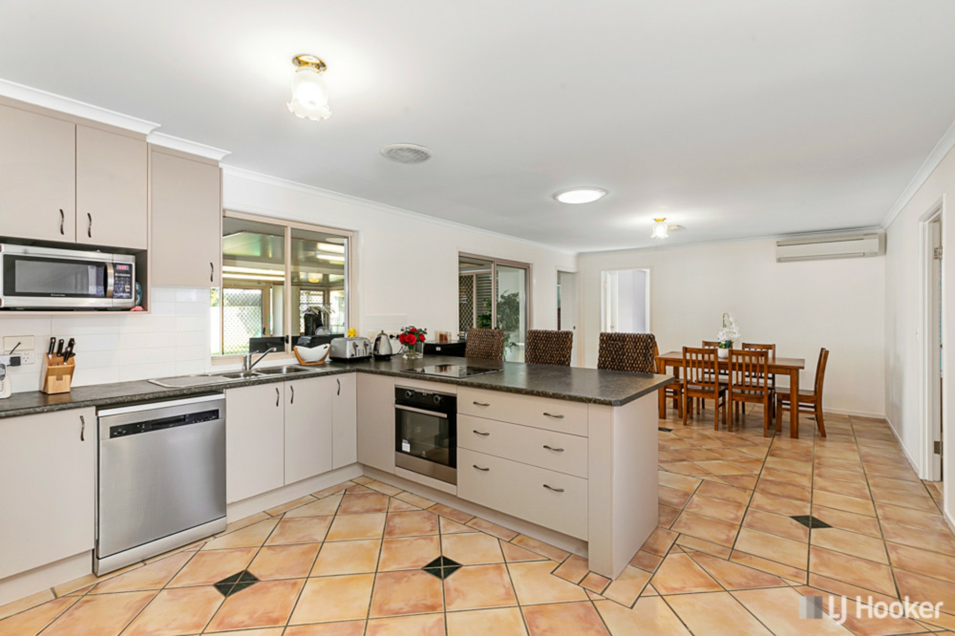 5 Wembley Court Alexandra Hills QLD