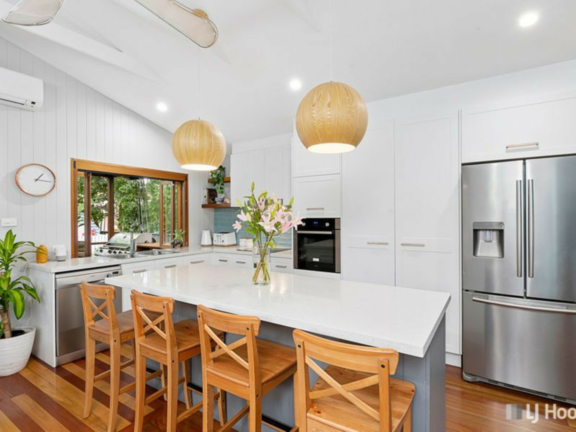 92 Thomas Street, BIRKDALE