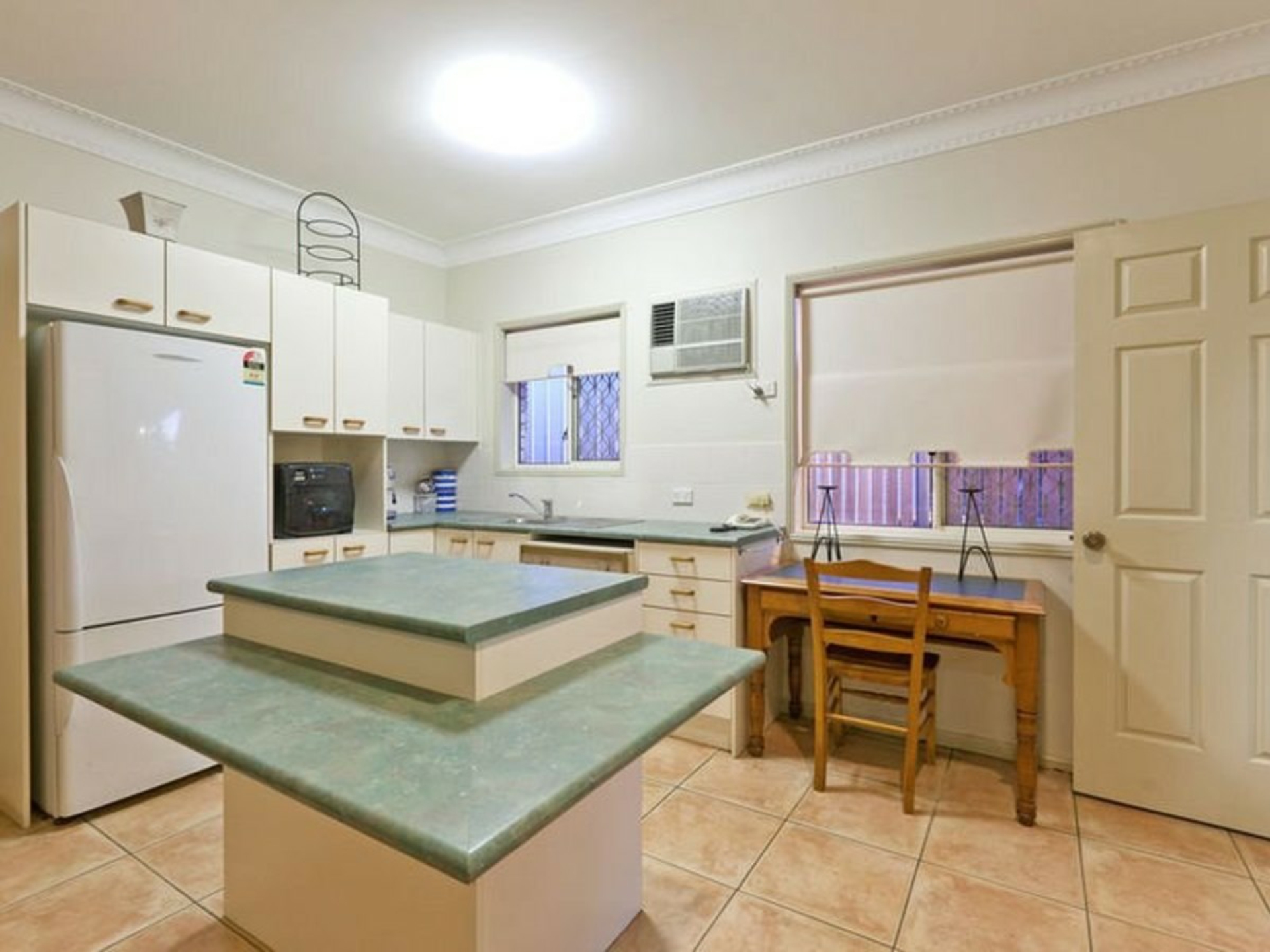 38 Valley Road, WELLINGTON POINT