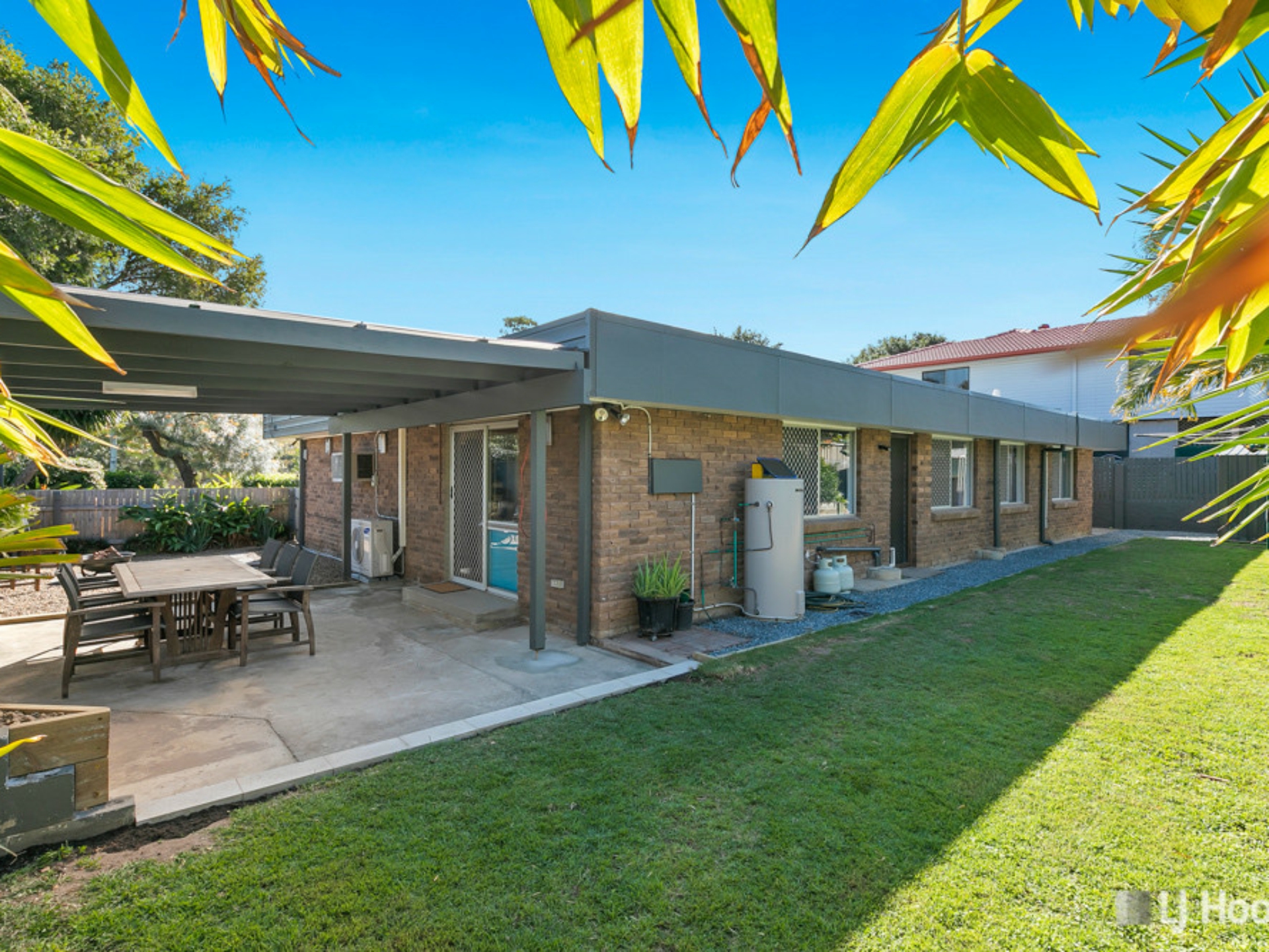 21 Barron Road, BIRKDALE