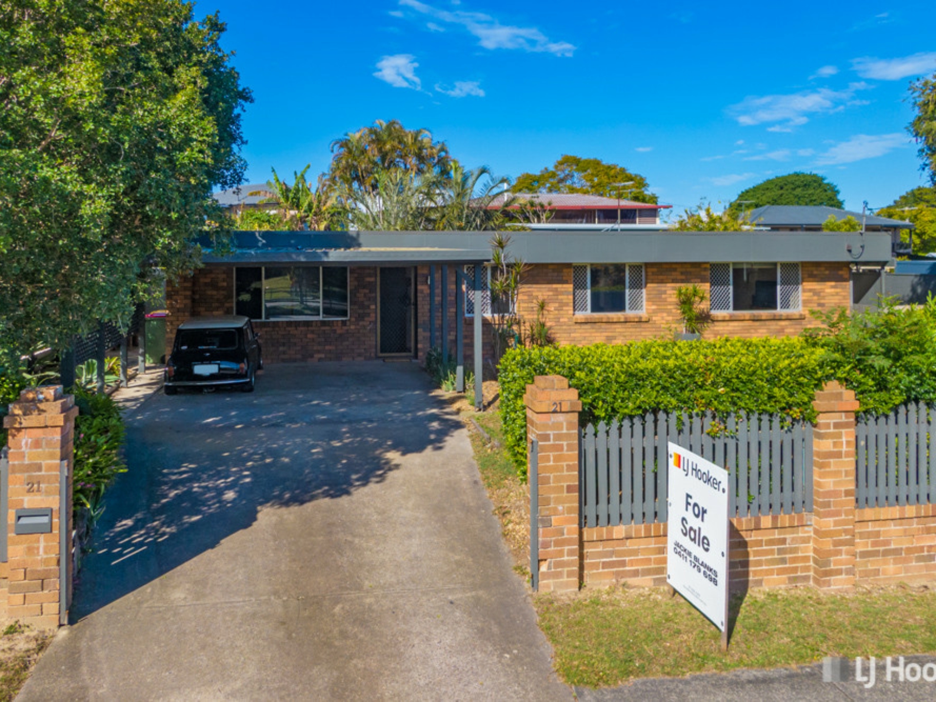21 Barron Road, BIRKDALE