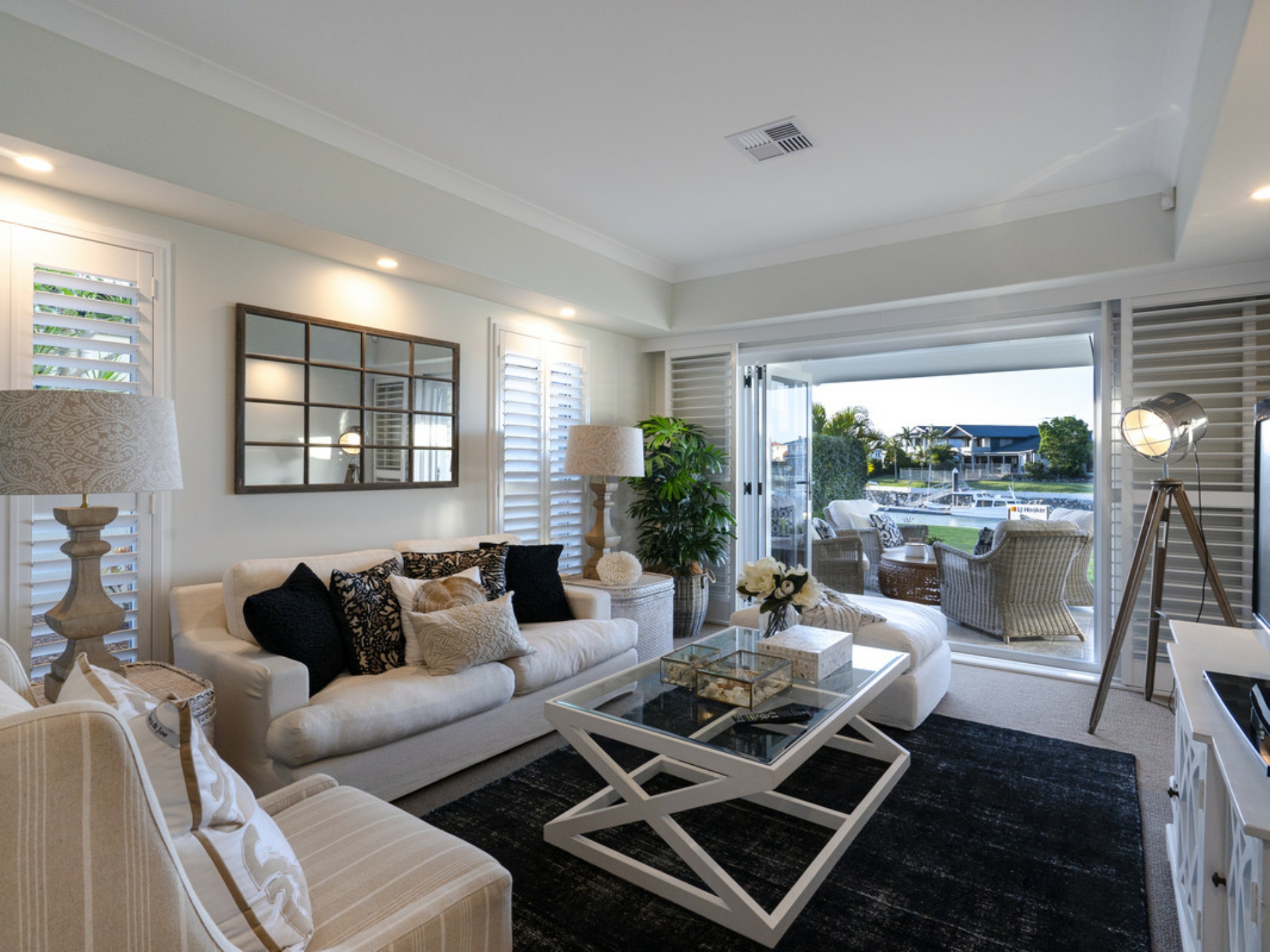 14 Kinsail Court, RABY BAY