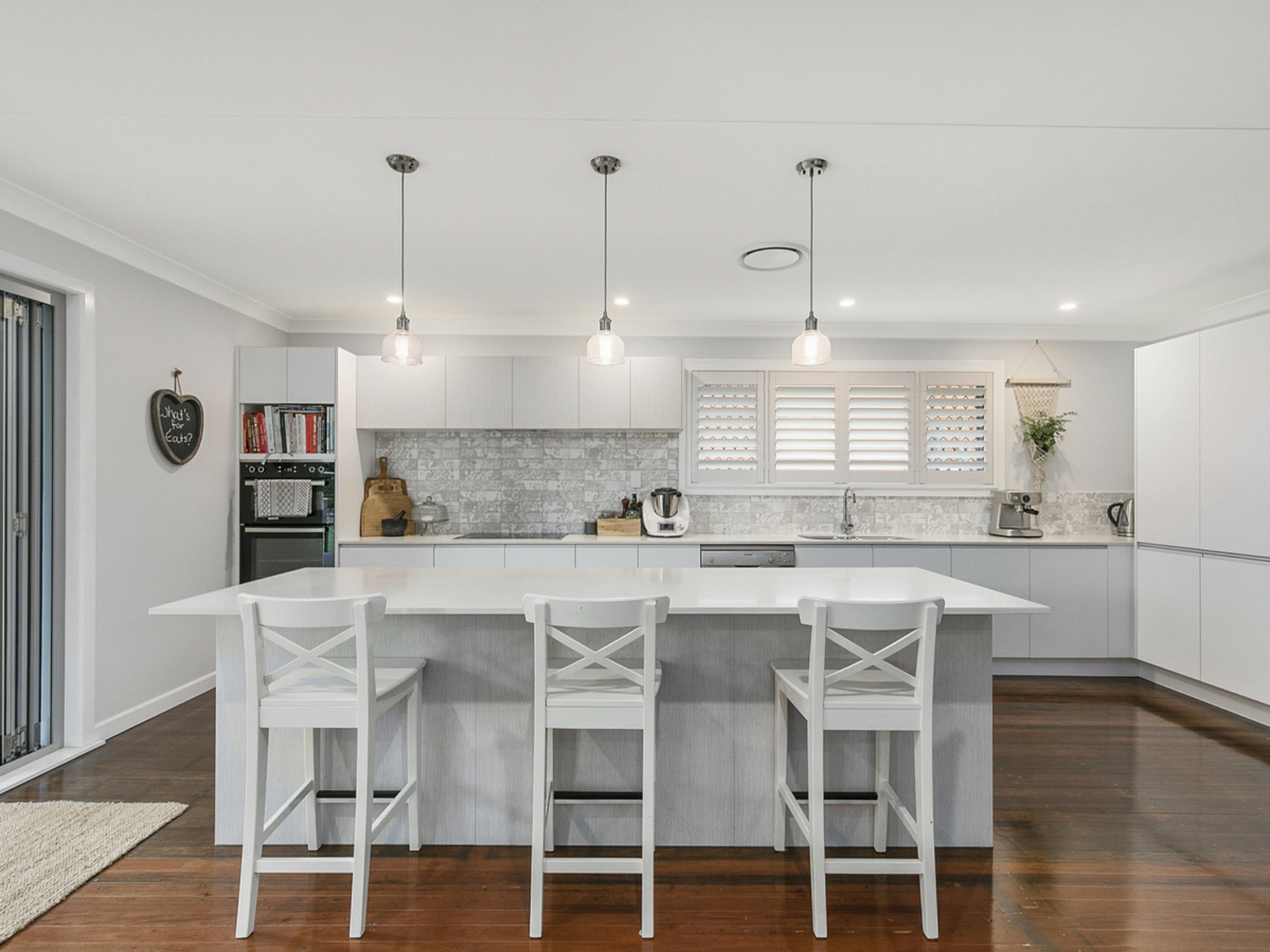 6 Larwood Street Upper Mount Gravatt QLD