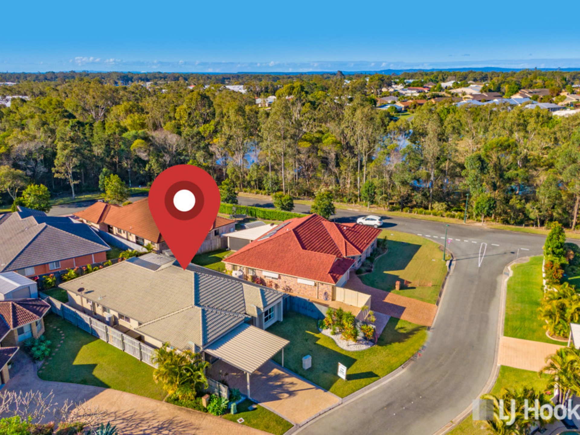 2 Lamb Close Victoria Point QLD
