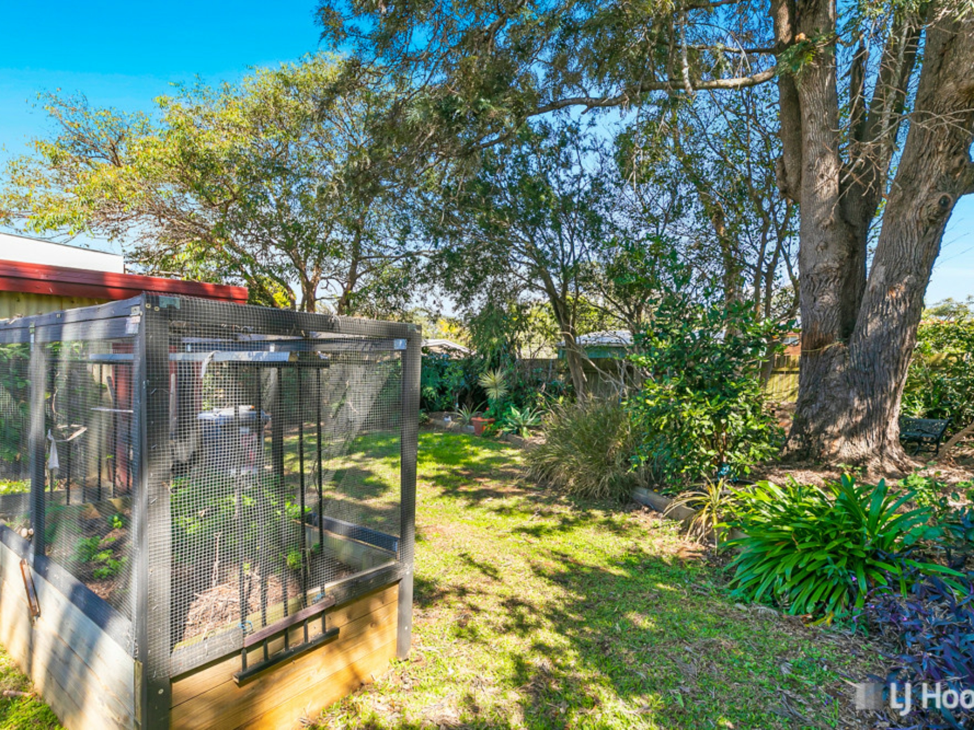 10 Victor Street, BIRKDALE