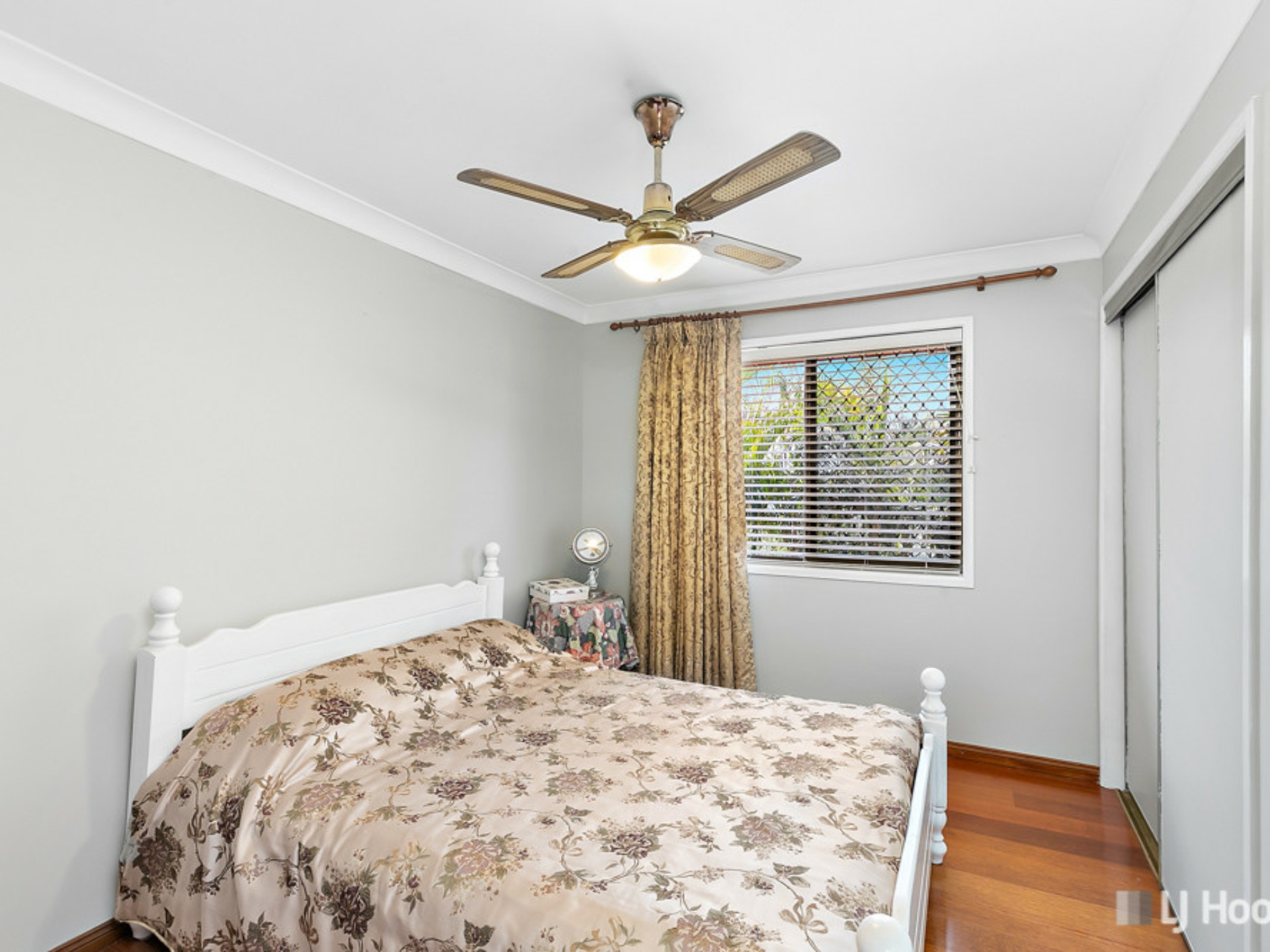 10 Victor Street, BIRKDALE