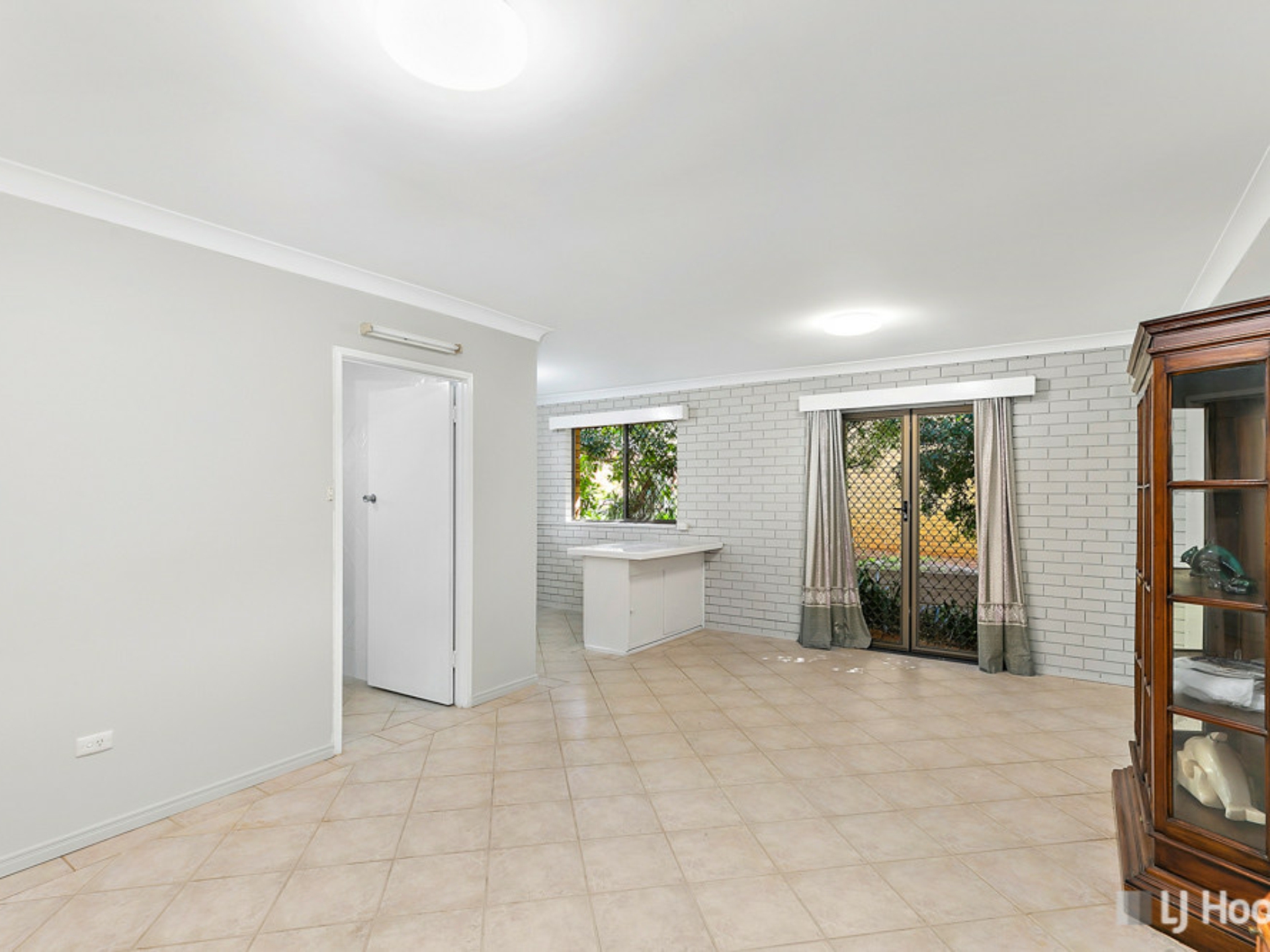 10 Victor Street, BIRKDALE