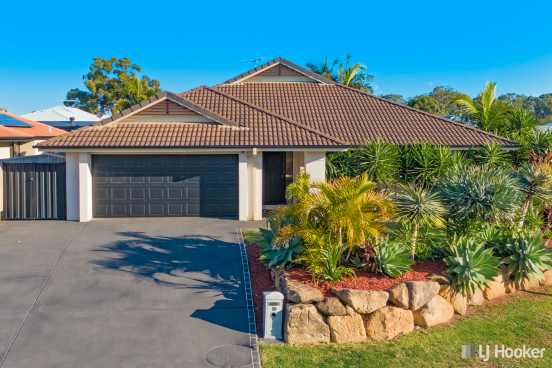10 Pitman Place Redland Bay QLD