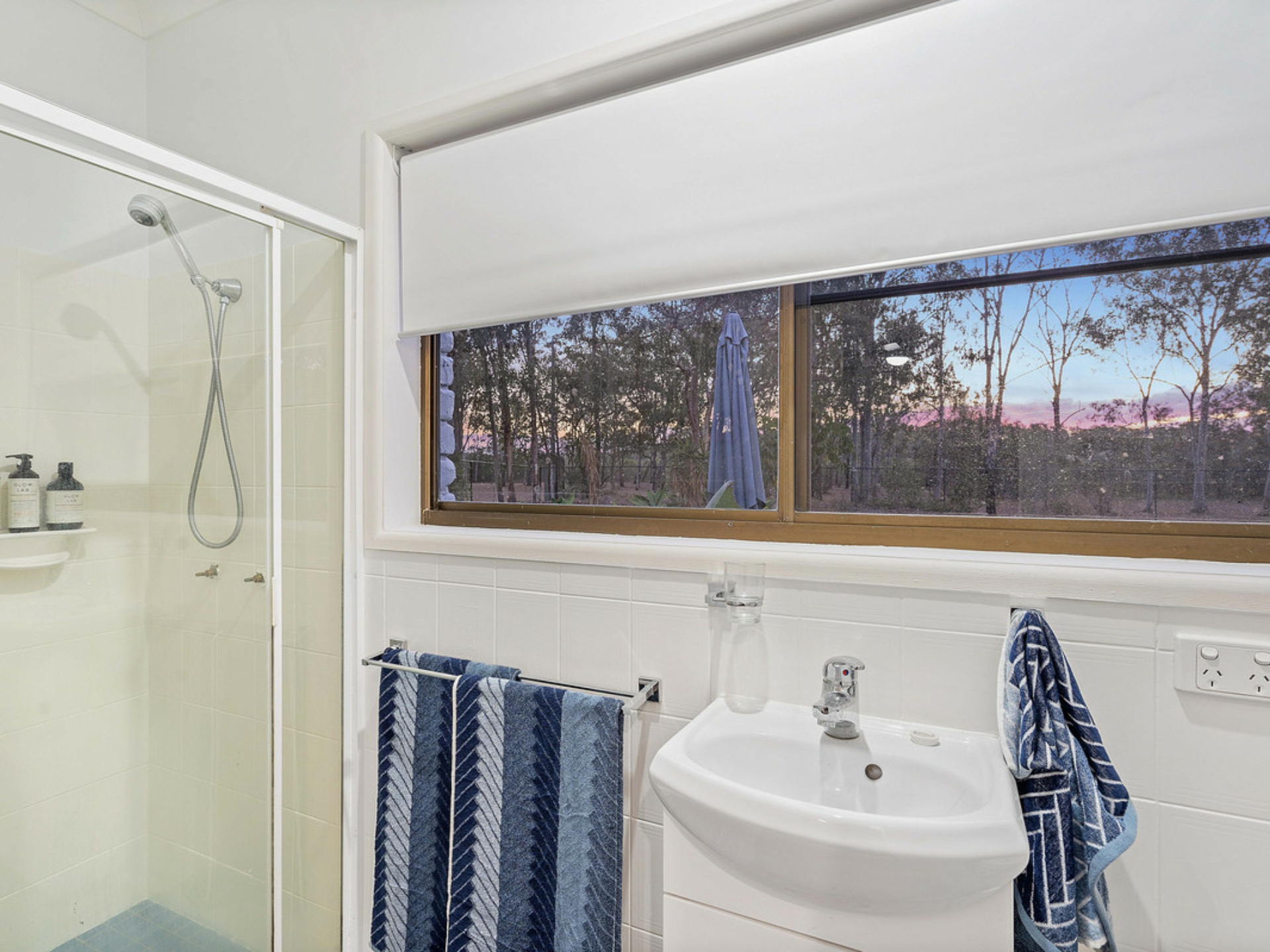 2 Whitehall Avenue, BIRKDALE