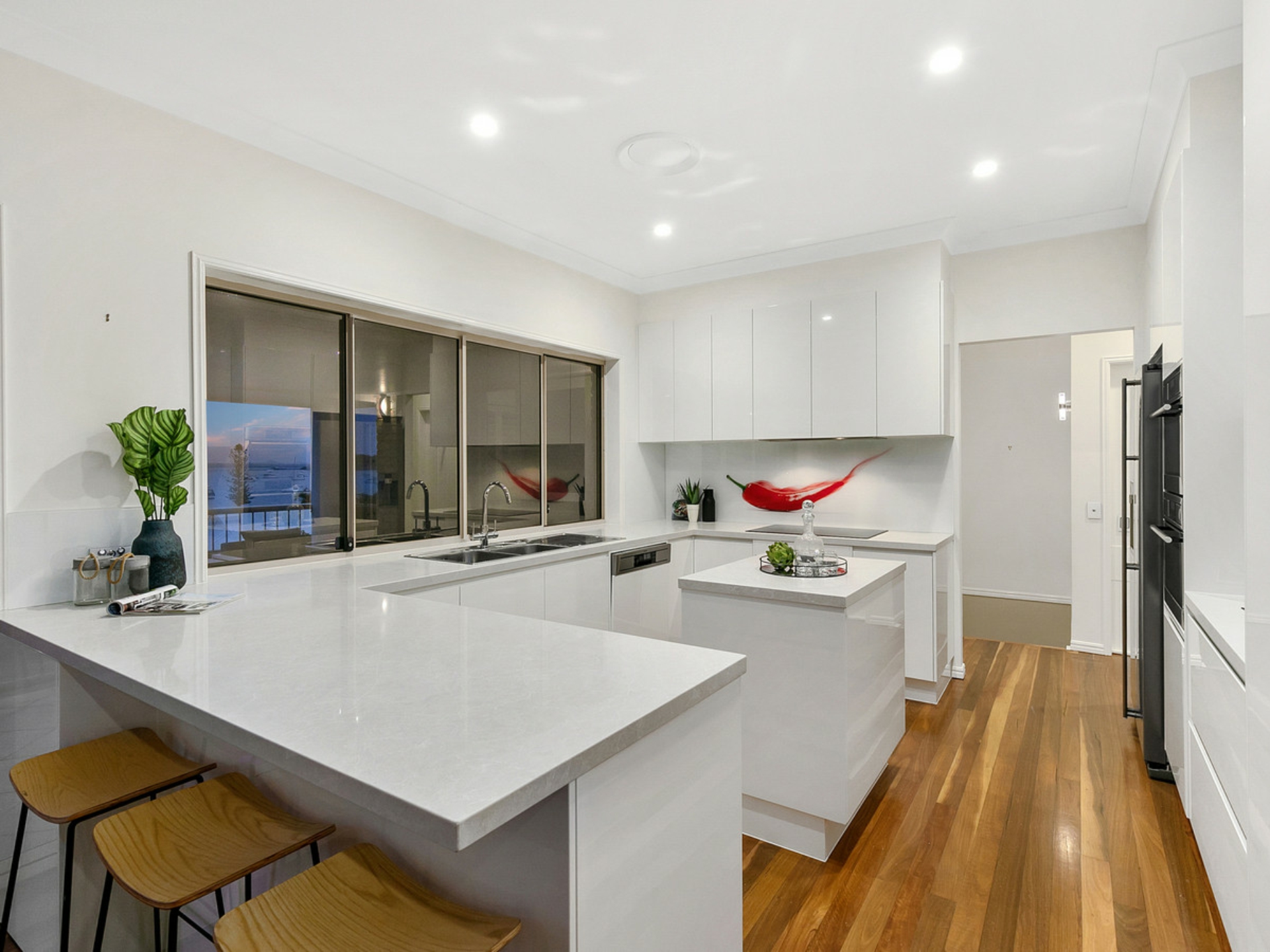 6 Norfolk Court, VICTORIA POINT