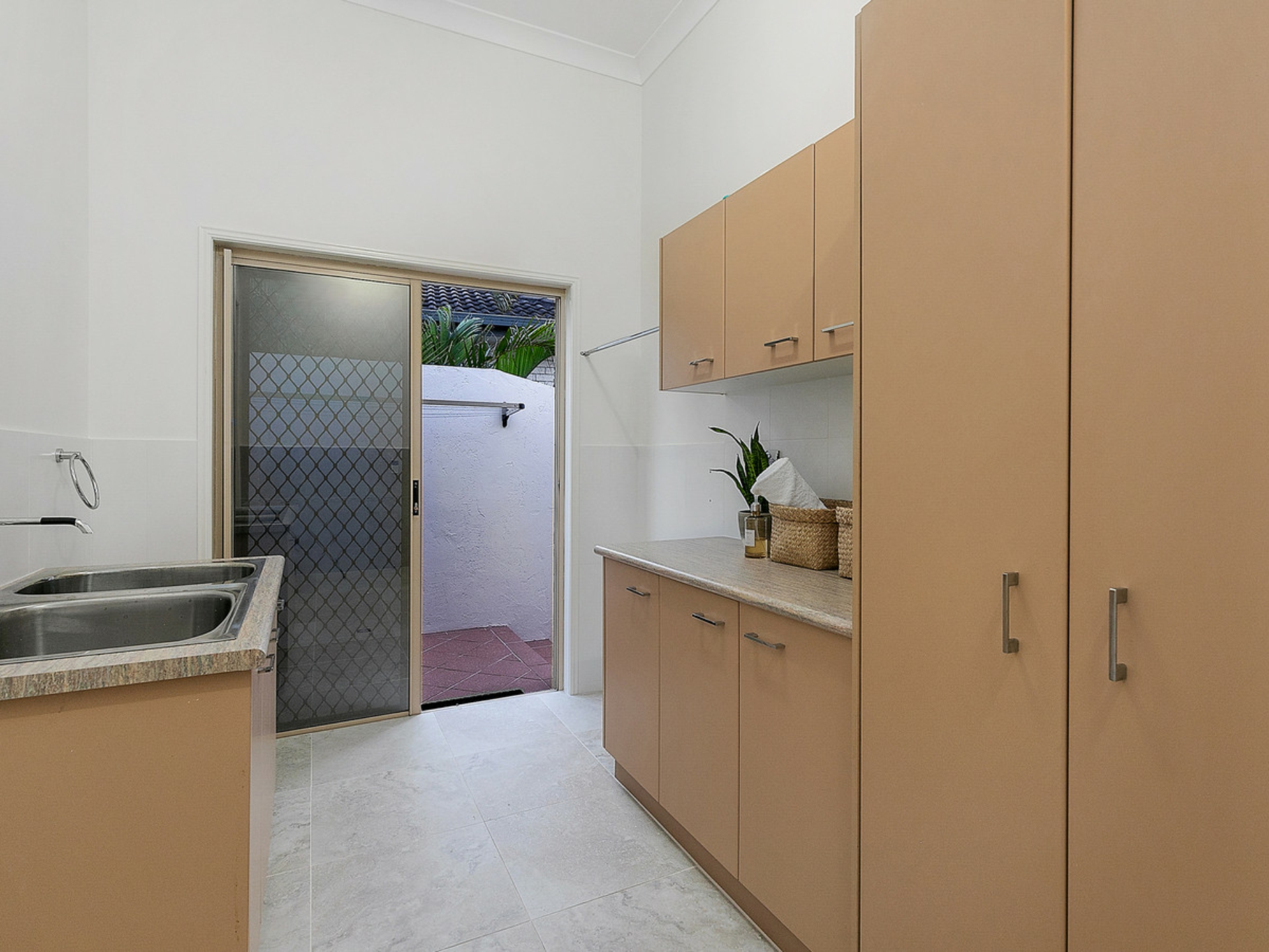 6 Norfolk Court, VICTORIA POINT