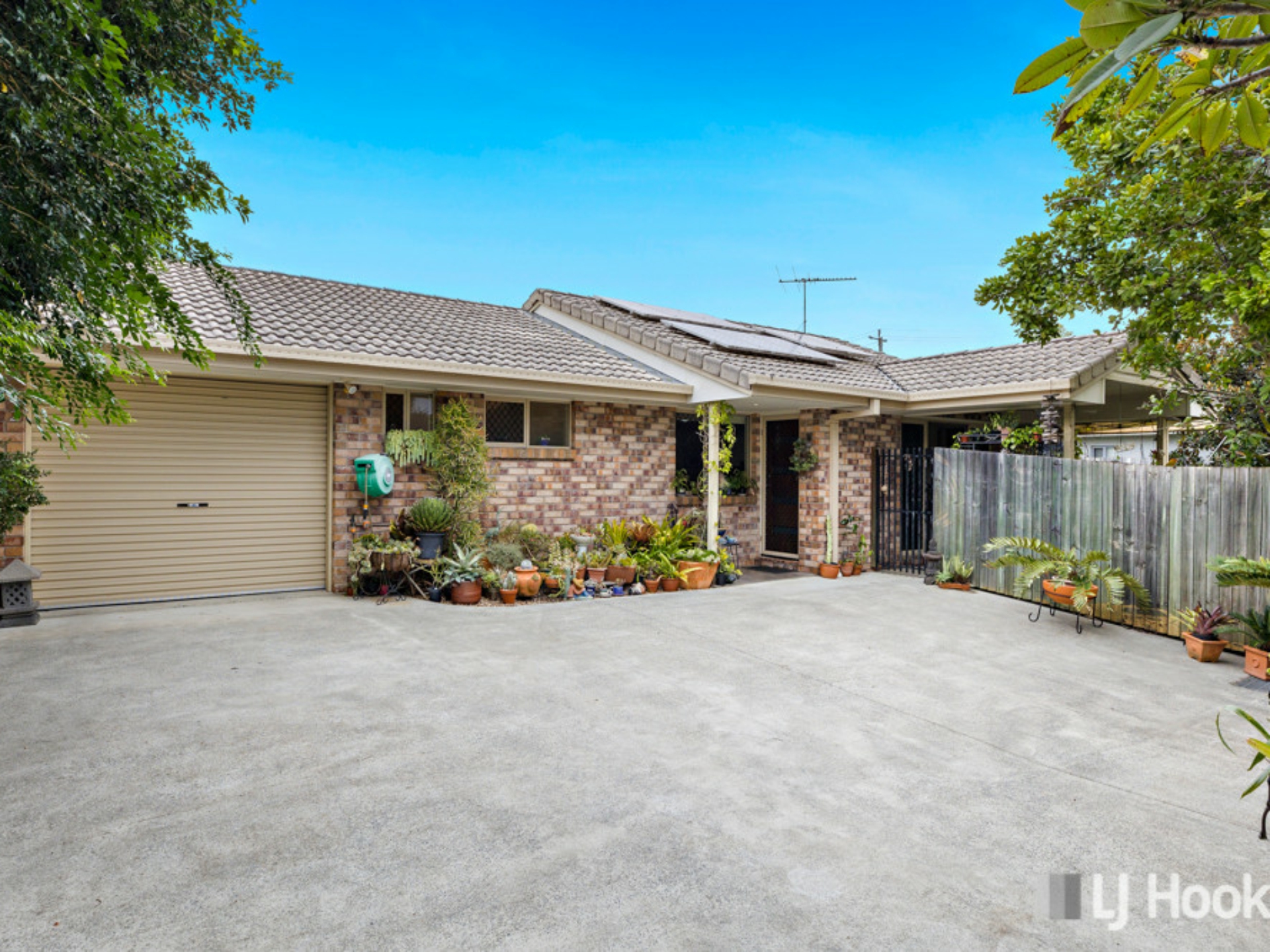 2/56 Benfer Road, Victoria Point