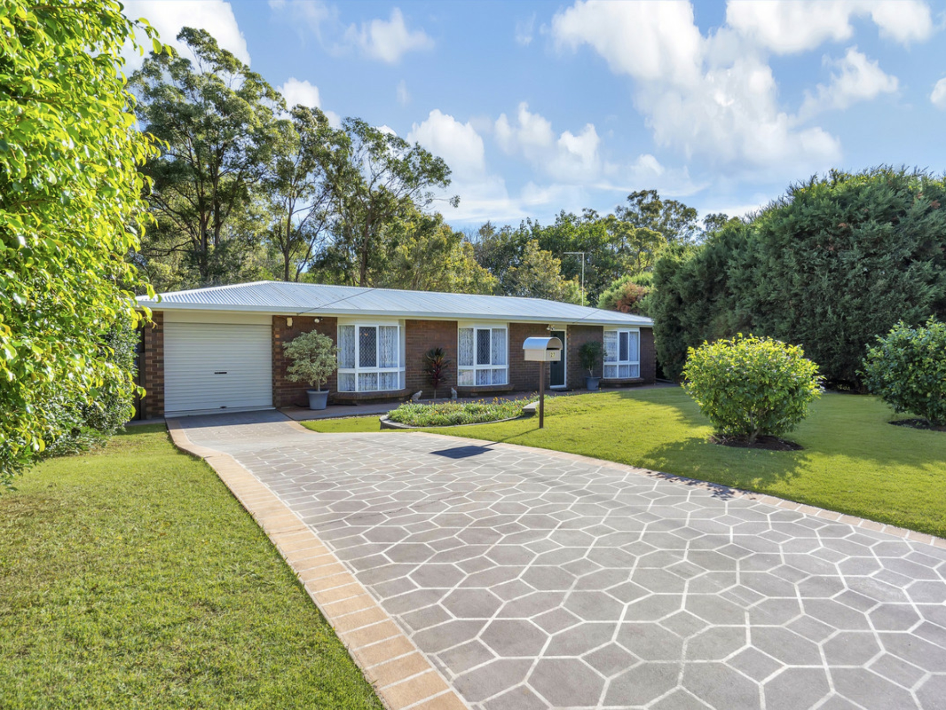 27 Mergowie Drive, Cleveland