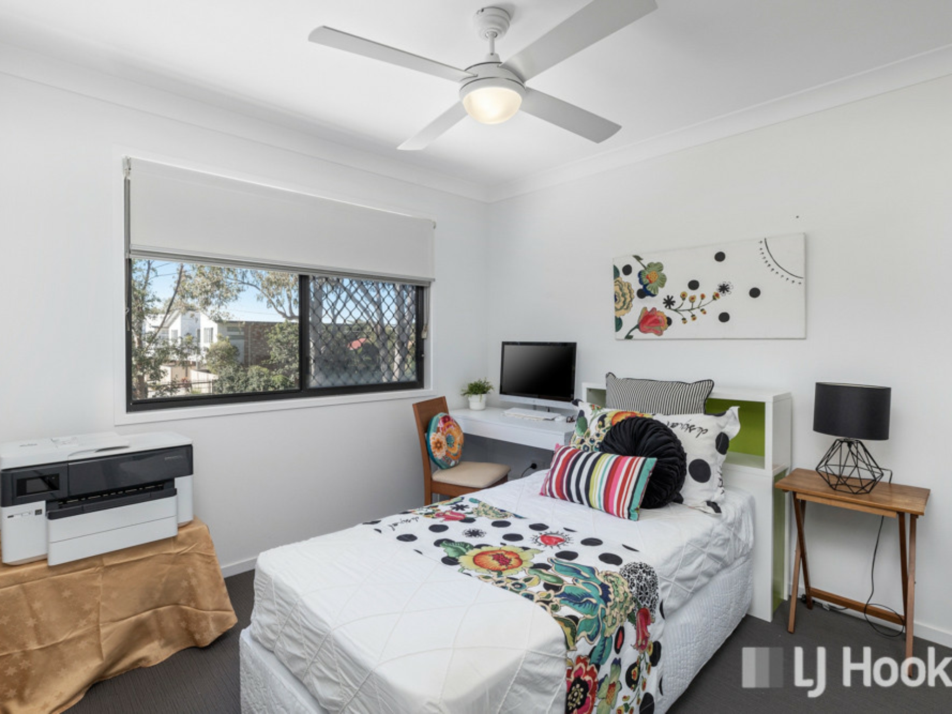 3/1 Sherrin Court, CLEVELAND