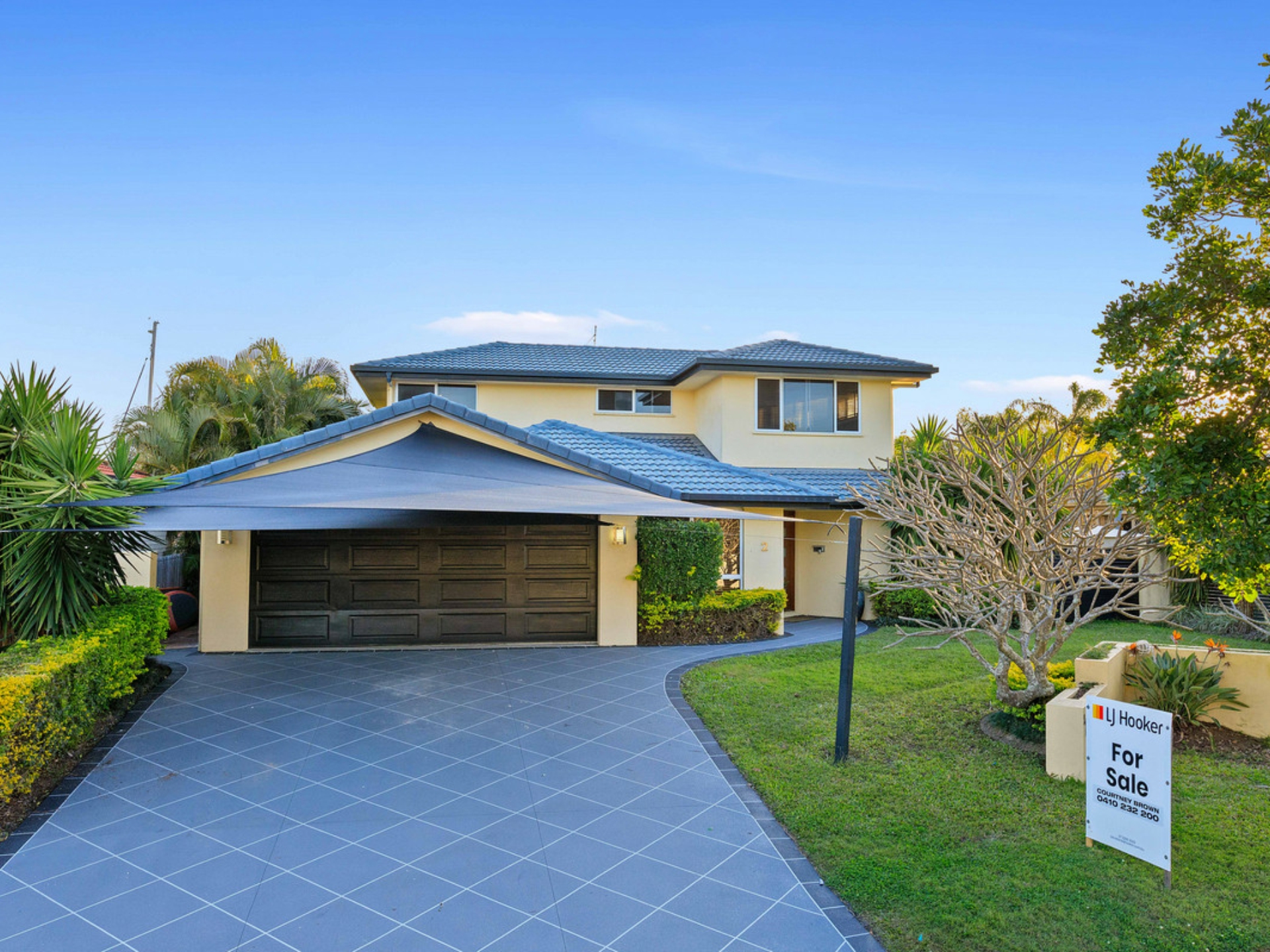 2 Pennant Court, BIRKDALE