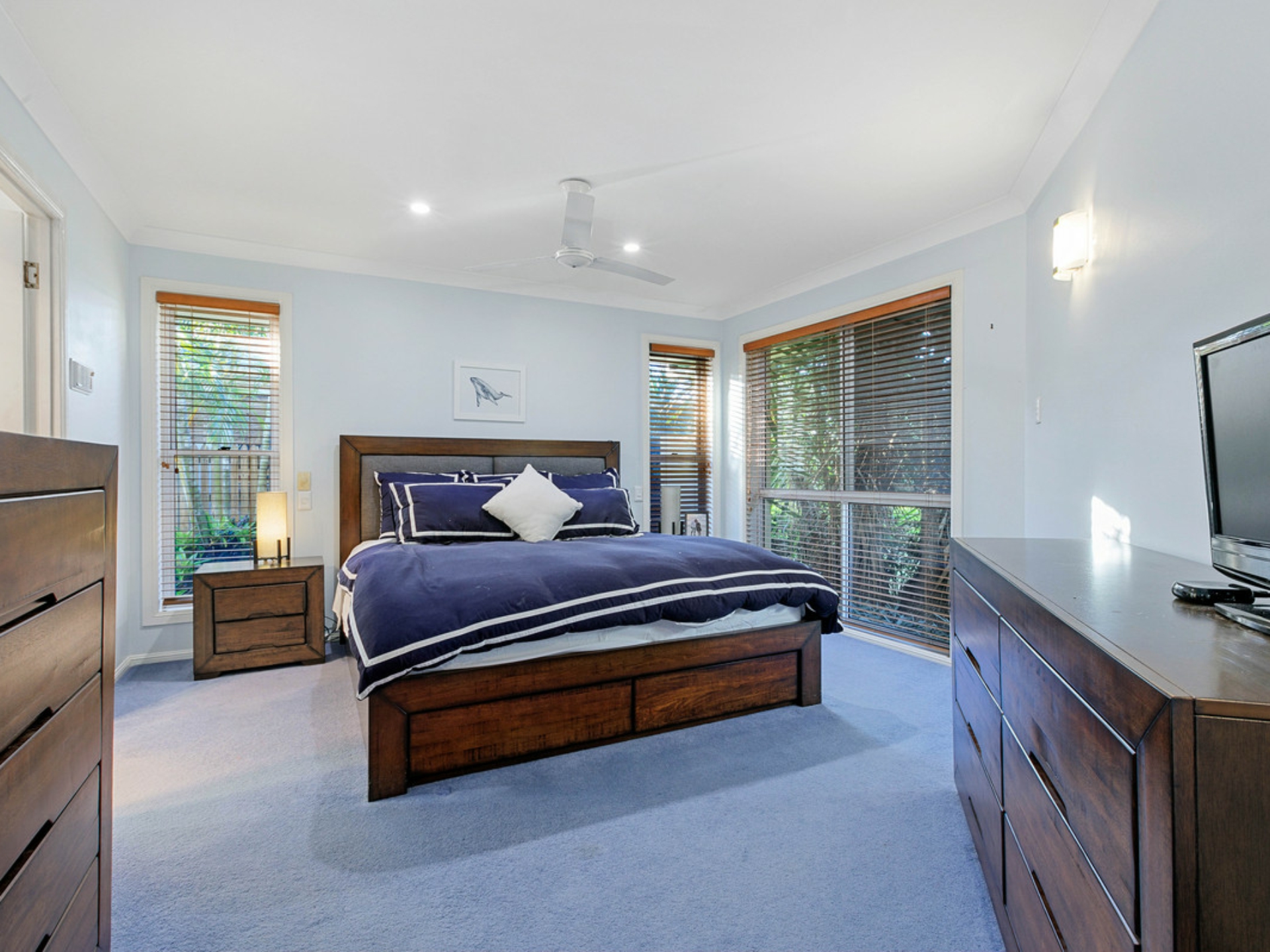 2 Pennant Court, BIRKDALE