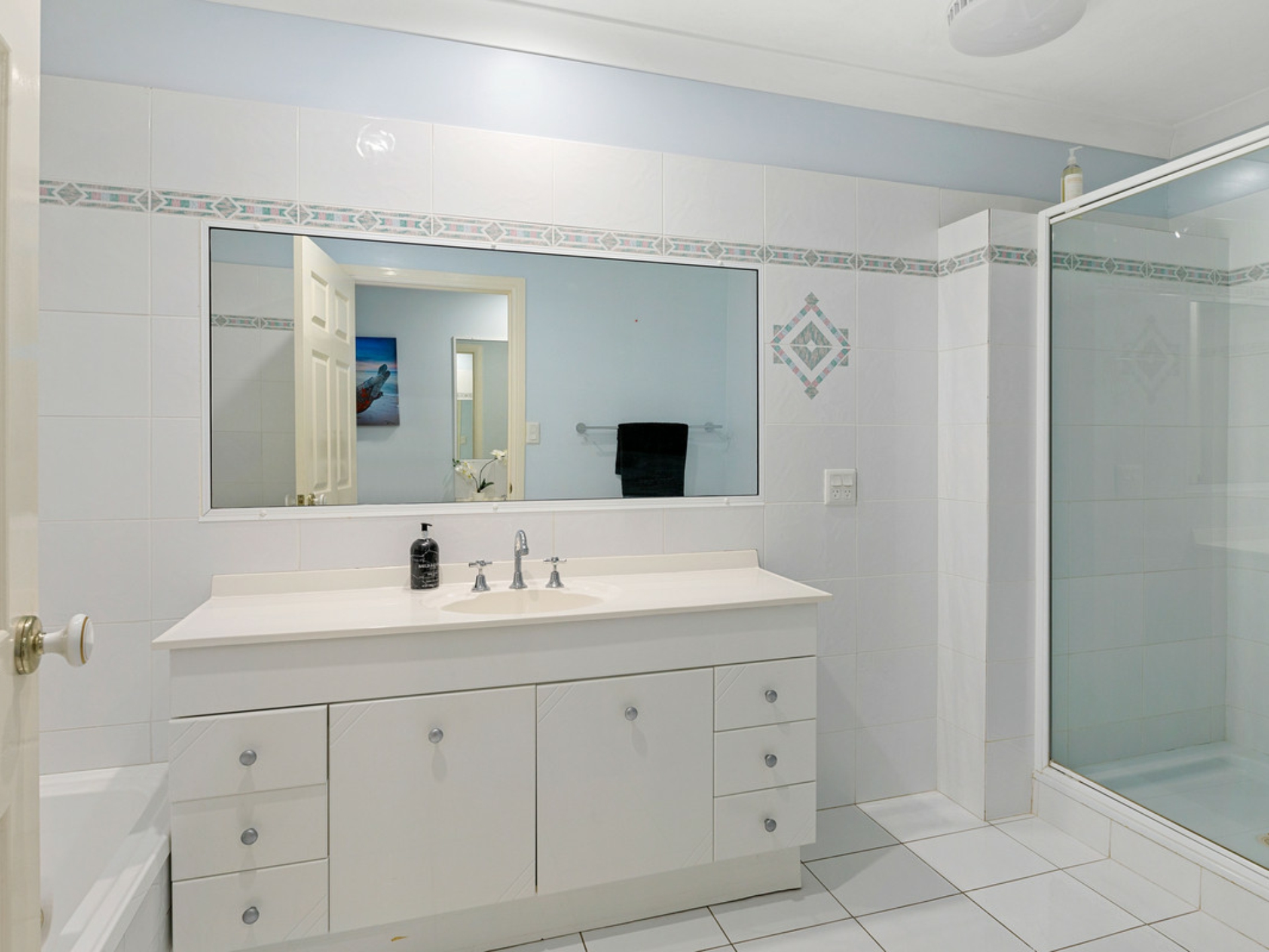 2 Pennant Court, BIRKDALE