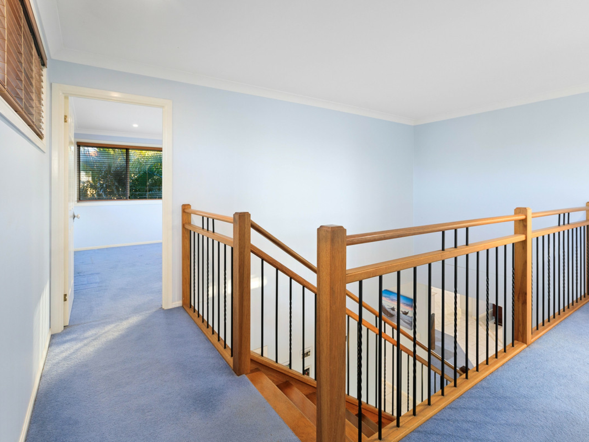 2 Pennant Court, BIRKDALE