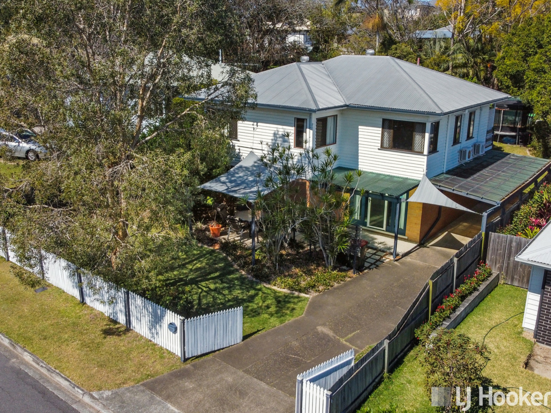 201 Beddoes Street, HOLLAND PARK