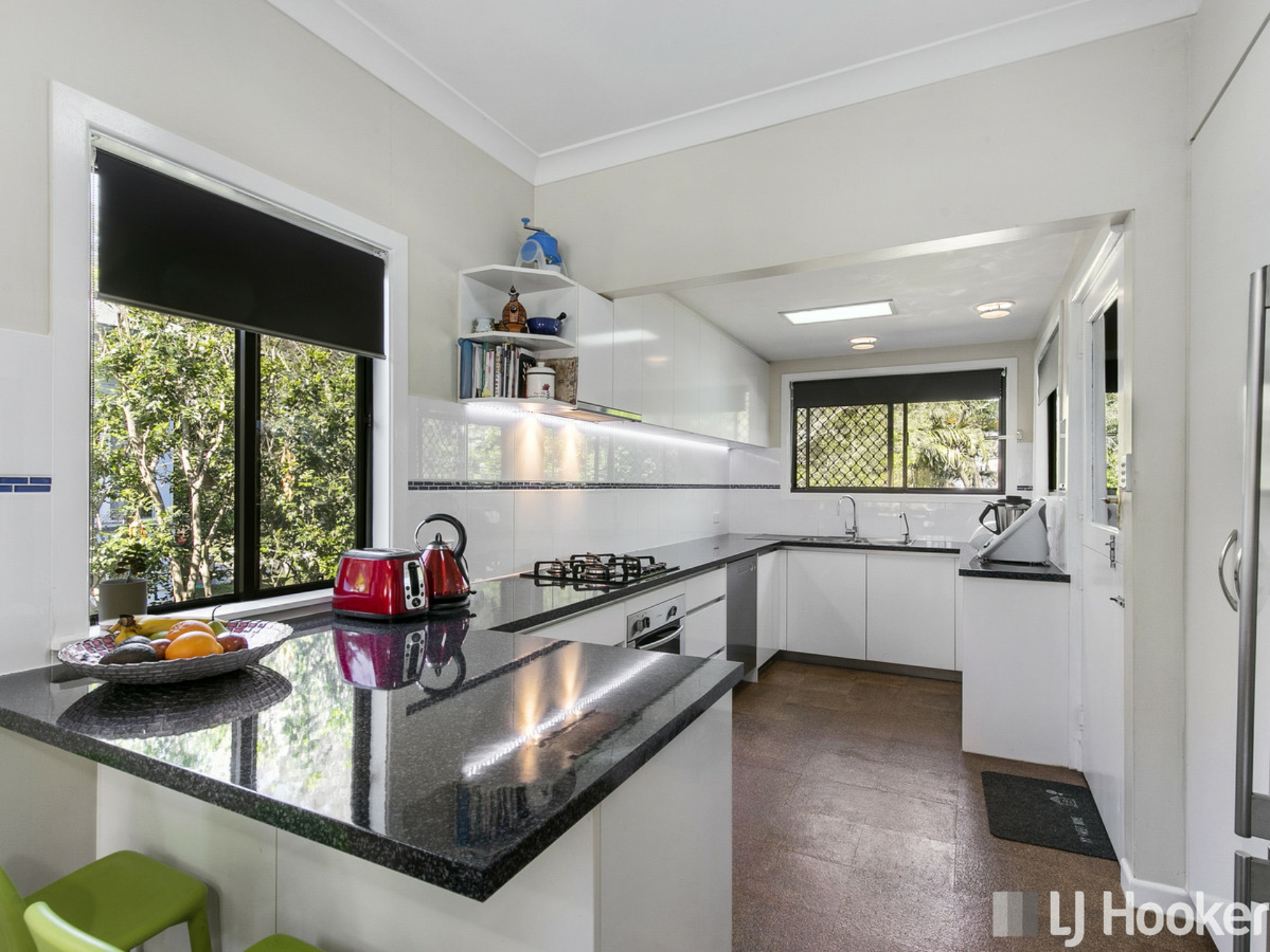 201 Beddoes Street, HOLLAND PARK