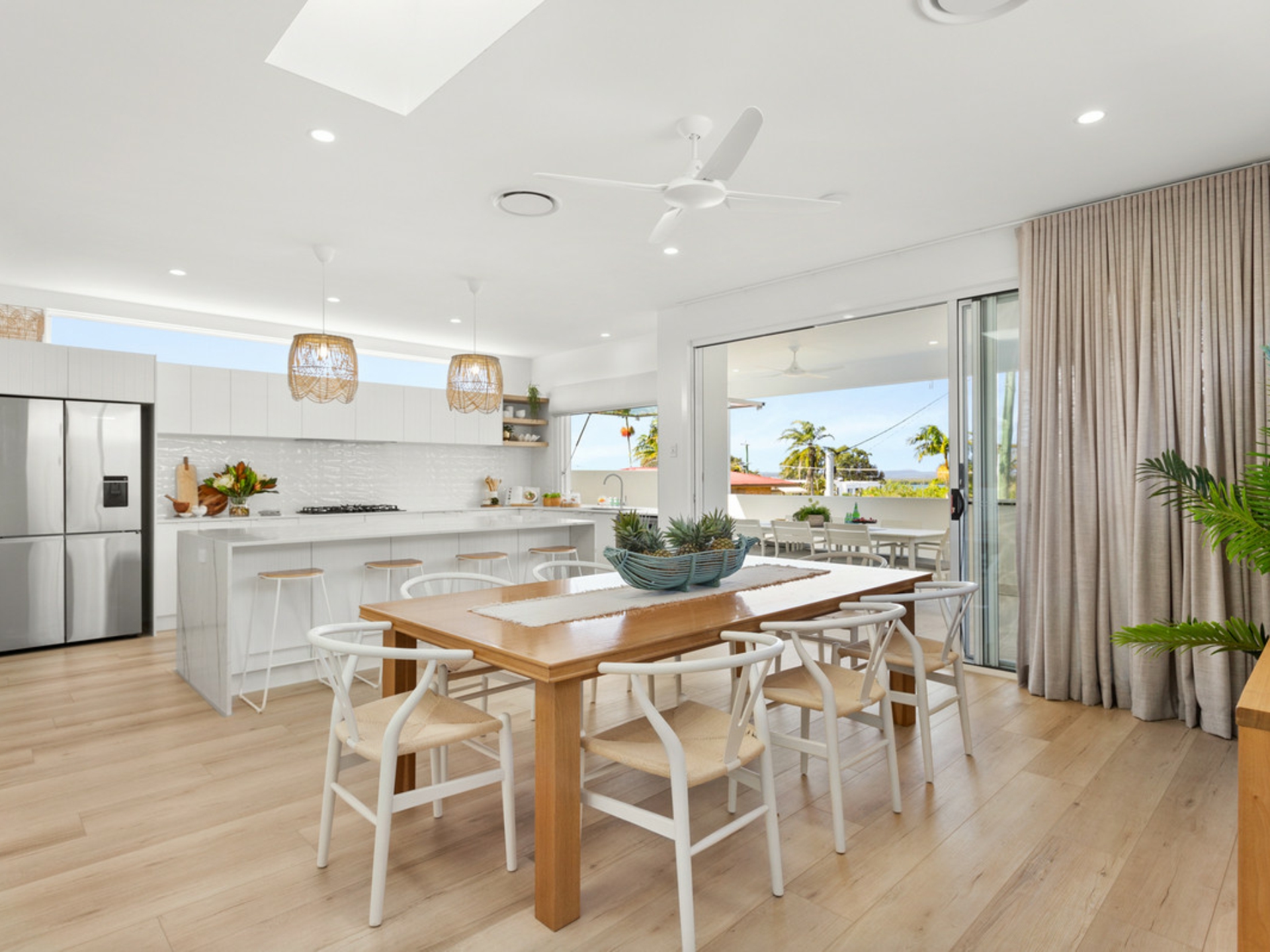 16 Oakland Avenue, REDLAND BAY