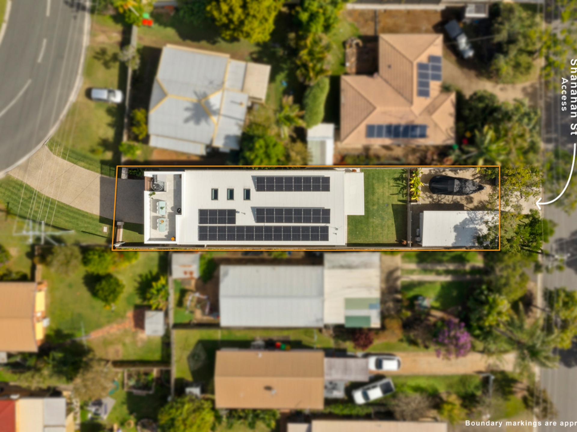16 Oakland Avenue, REDLAND BAY