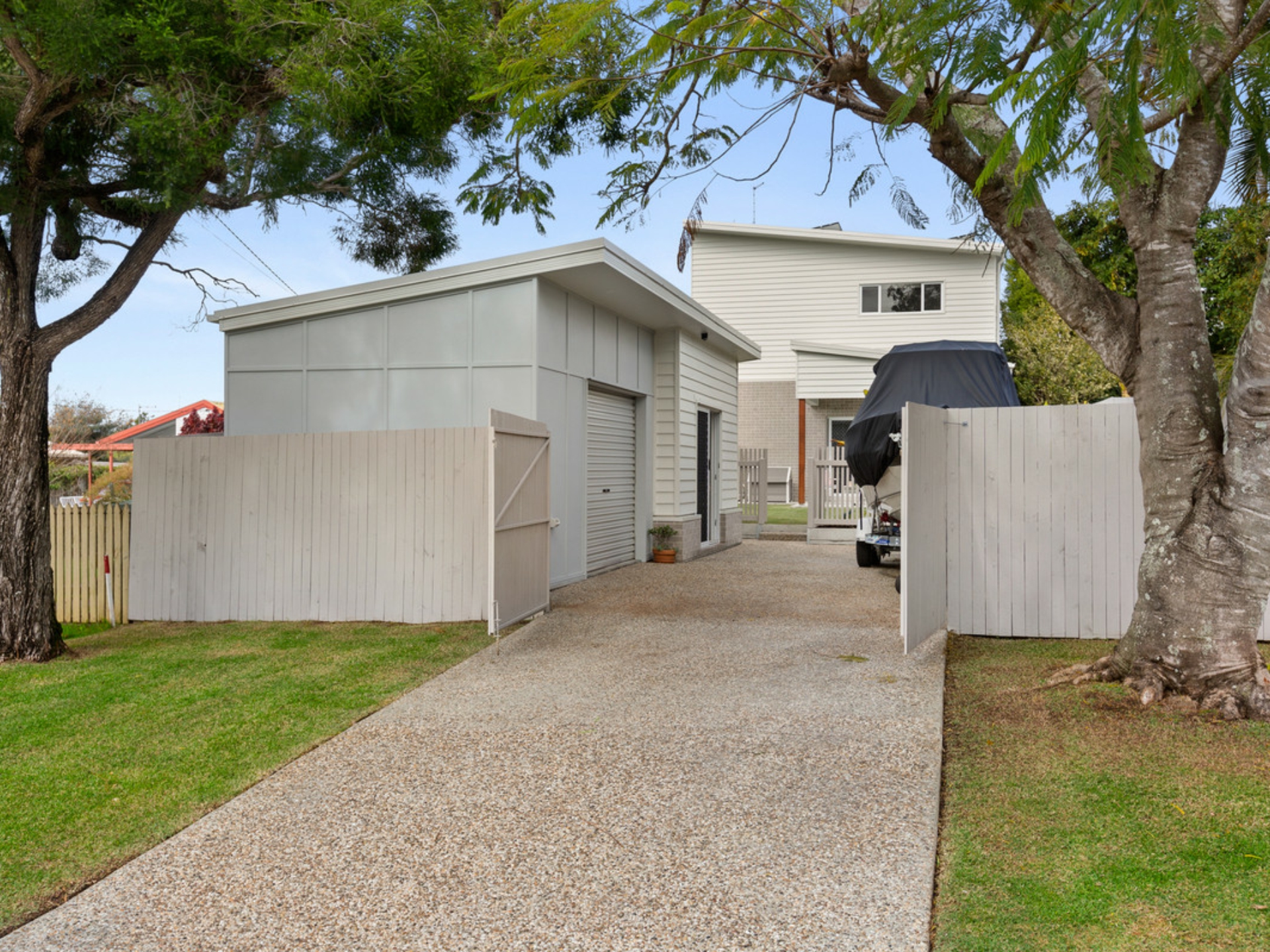 16 Oakland Avenue, REDLAND BAY