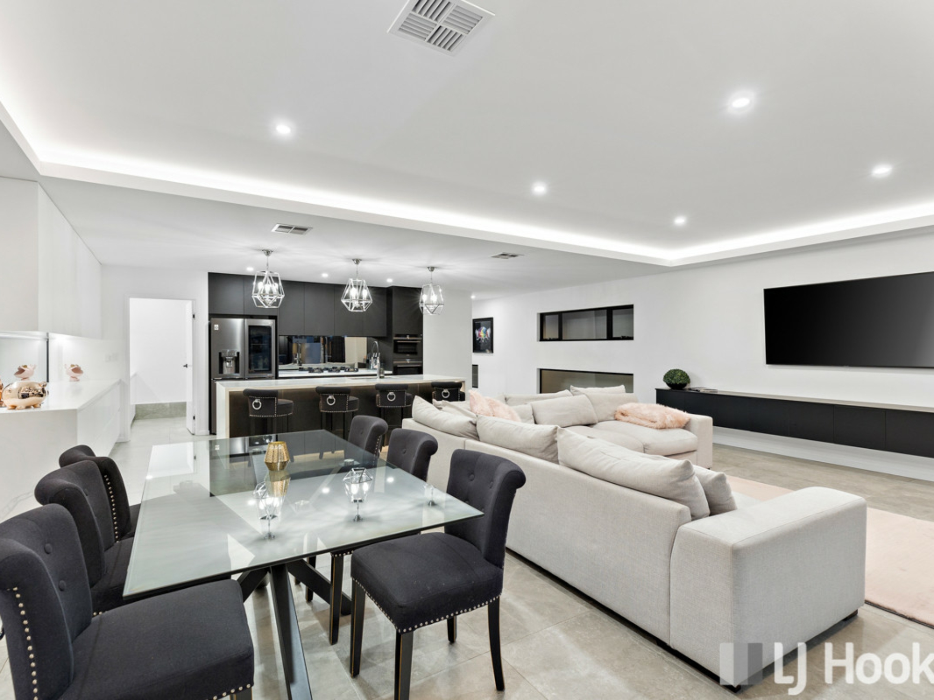 23A Seacrest Court, RABY BAY
