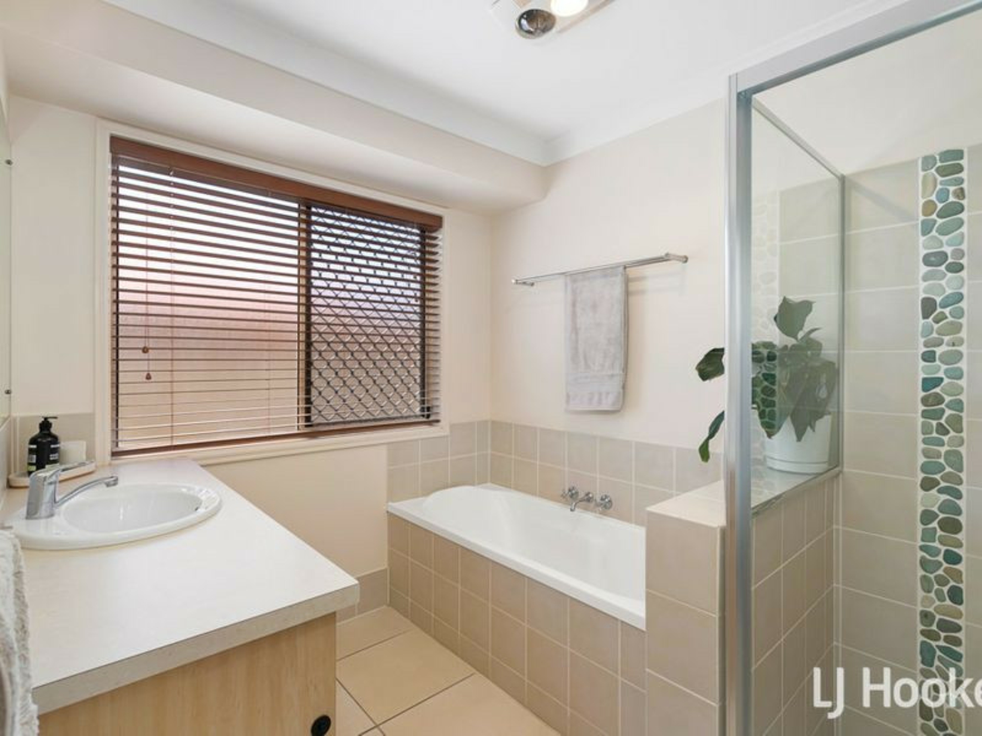 9 Argyle Place, VICTORIA POINT