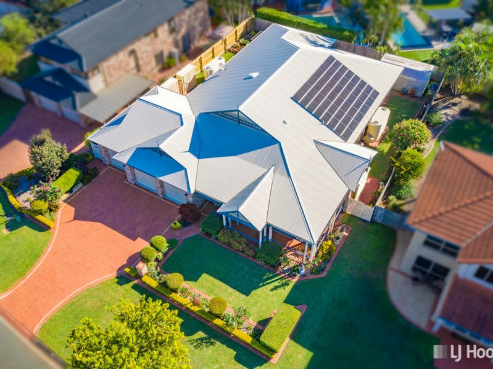 4 Palmerston Place, VICTORIA POINT
