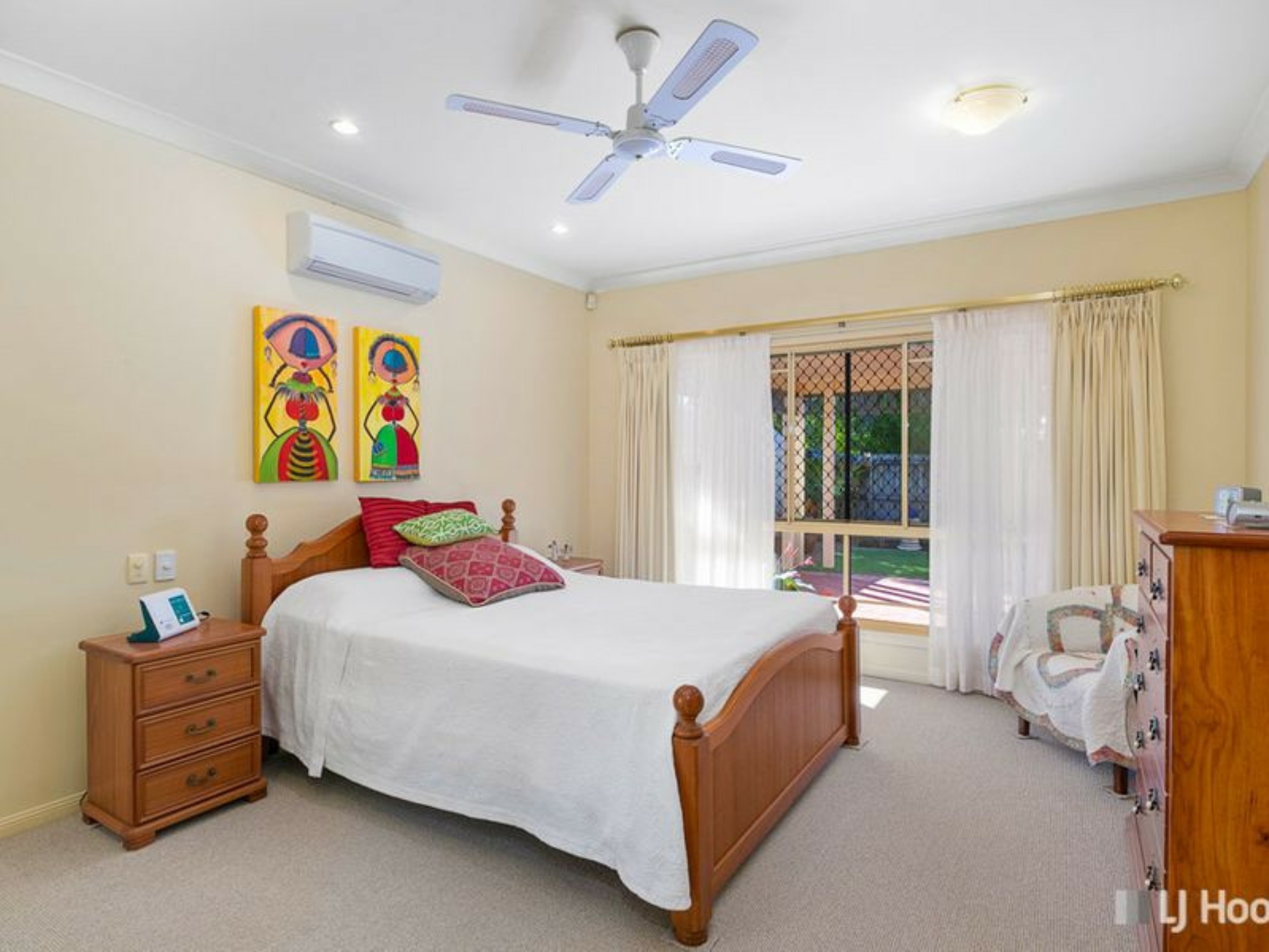 4 Palmerston Place, VICTORIA POINT