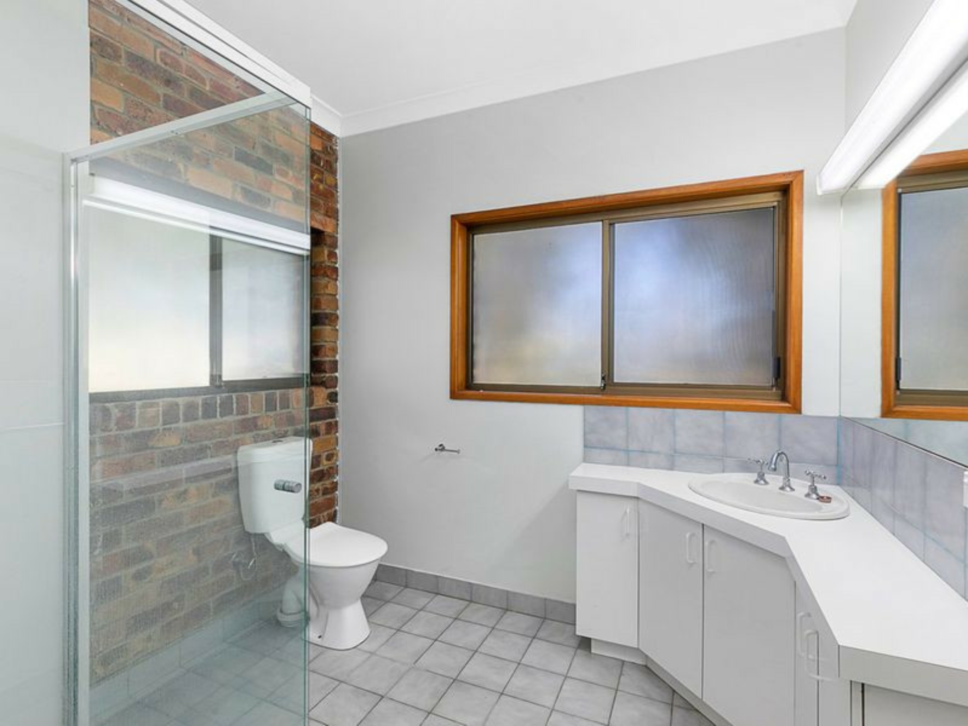 360-362 Victoria Parade South, COOCHIEMUDLO ISLAND