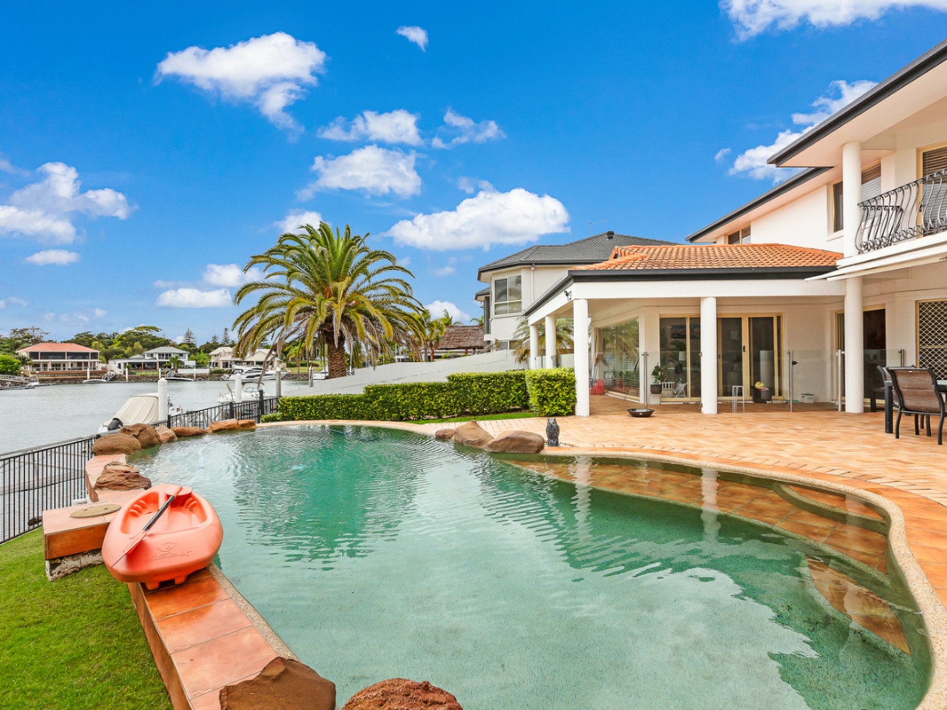 15 Caravel Court, Raby Bay