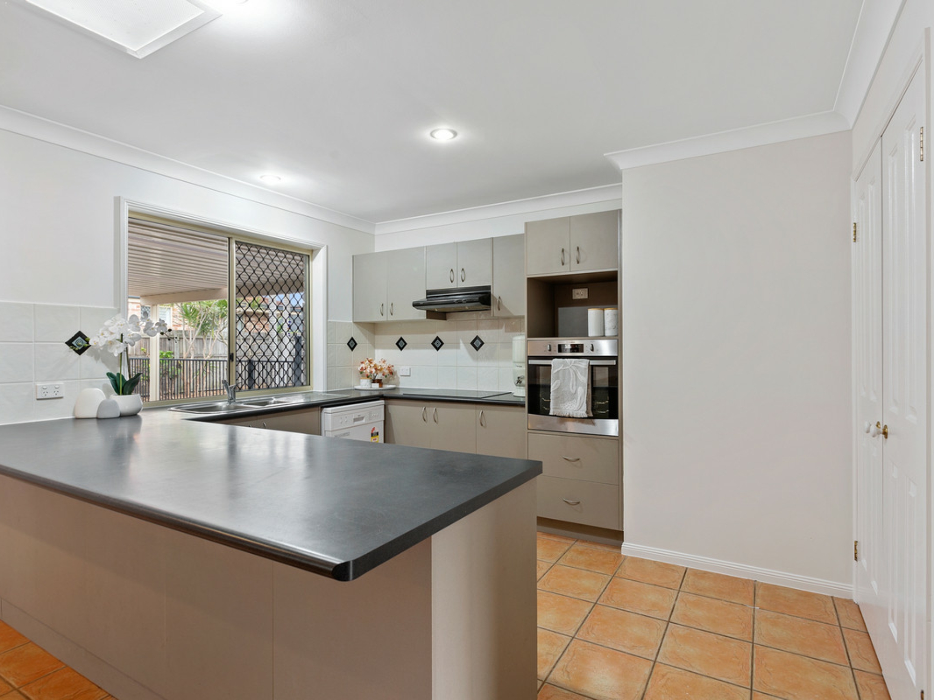 9 Cumulus Place, BIRKDALE