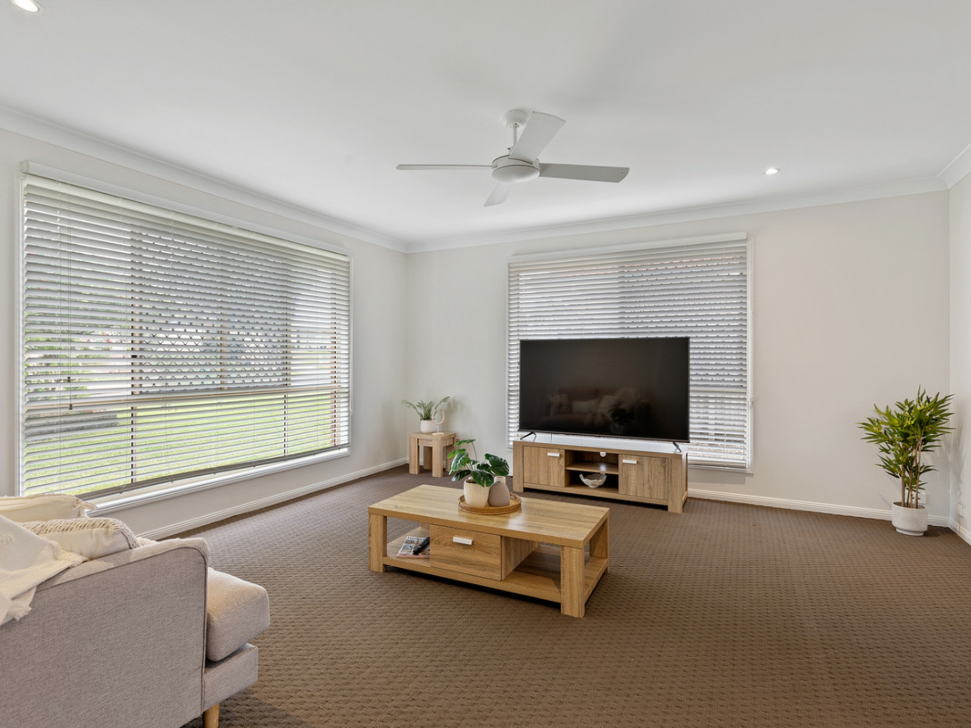 9 Cumulus Place, BIRKDALE
