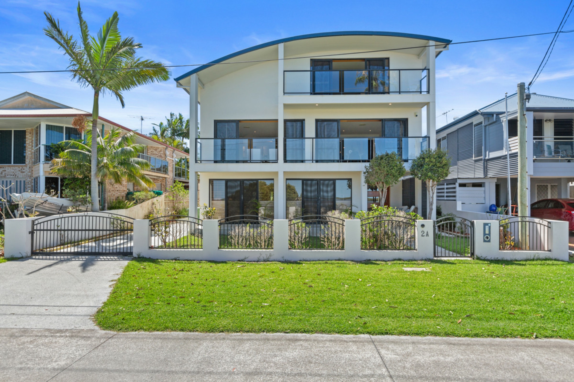 2A Waterfront Easement, REDLAND BAY