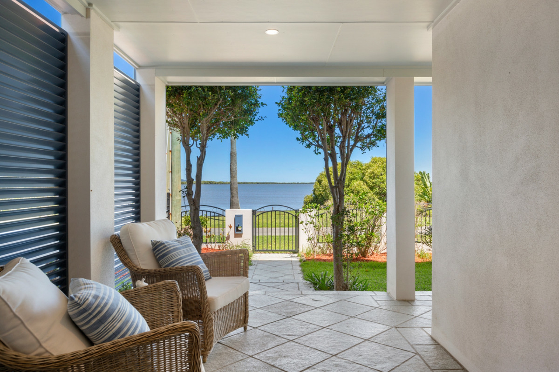 2A Waterfront Easement, REDLAND BAY