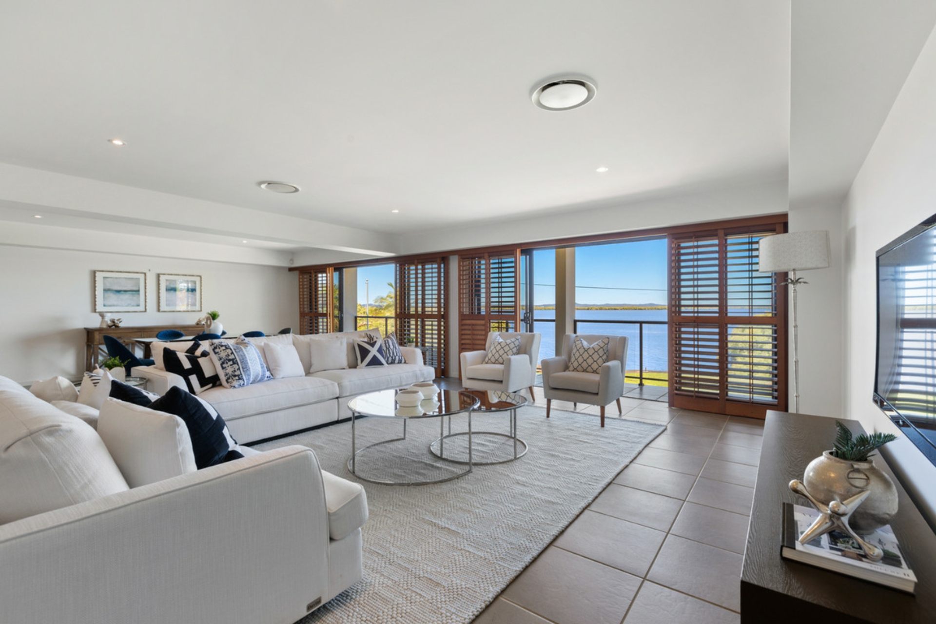 2A Waterfront Easement, REDLAND BAY