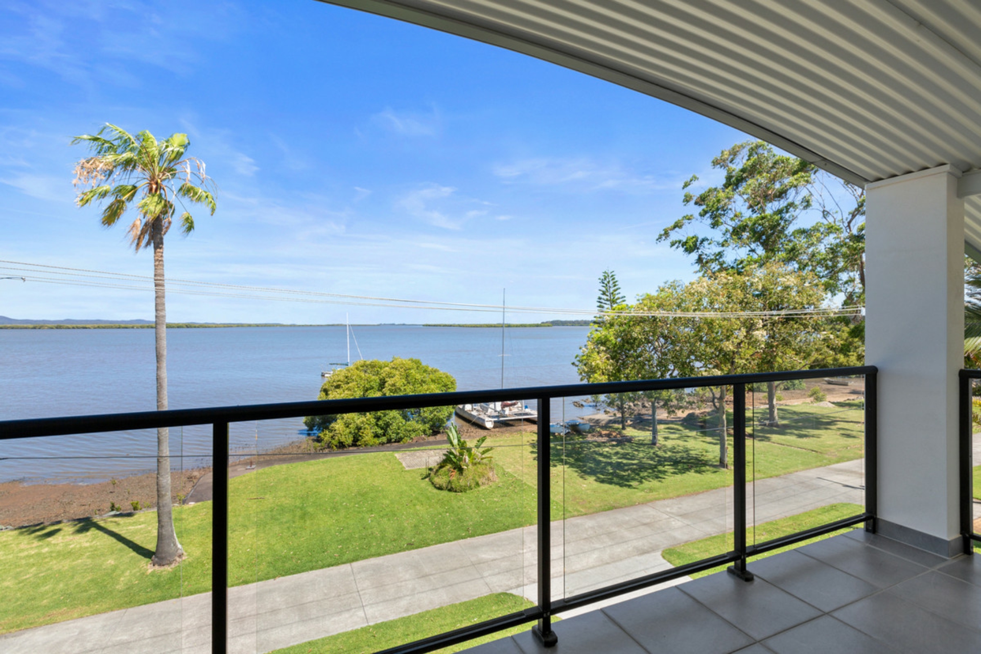 2A Waterfront Easement, REDLAND BAY