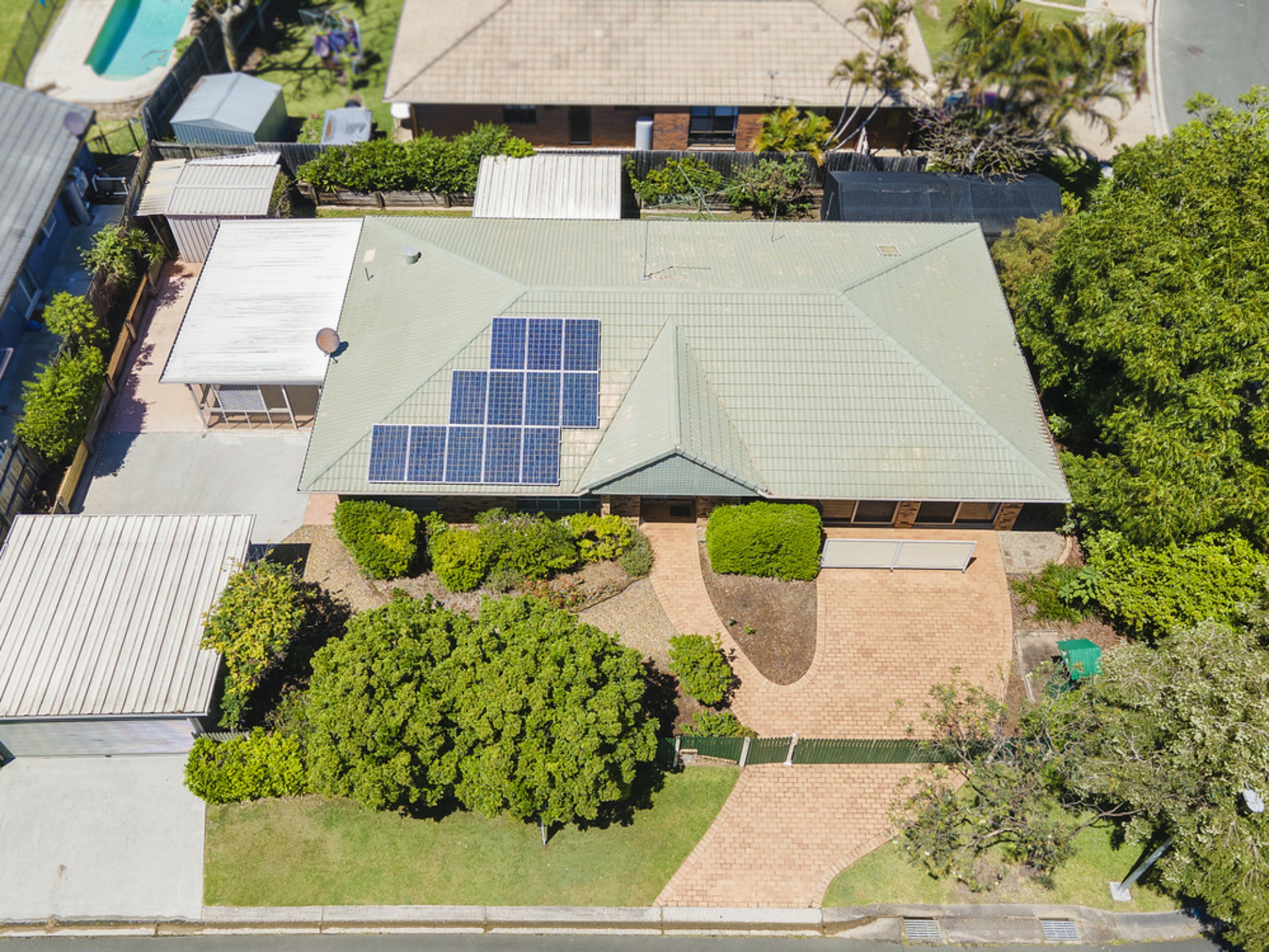 1 Champagne Crescent, THORNLANDS
