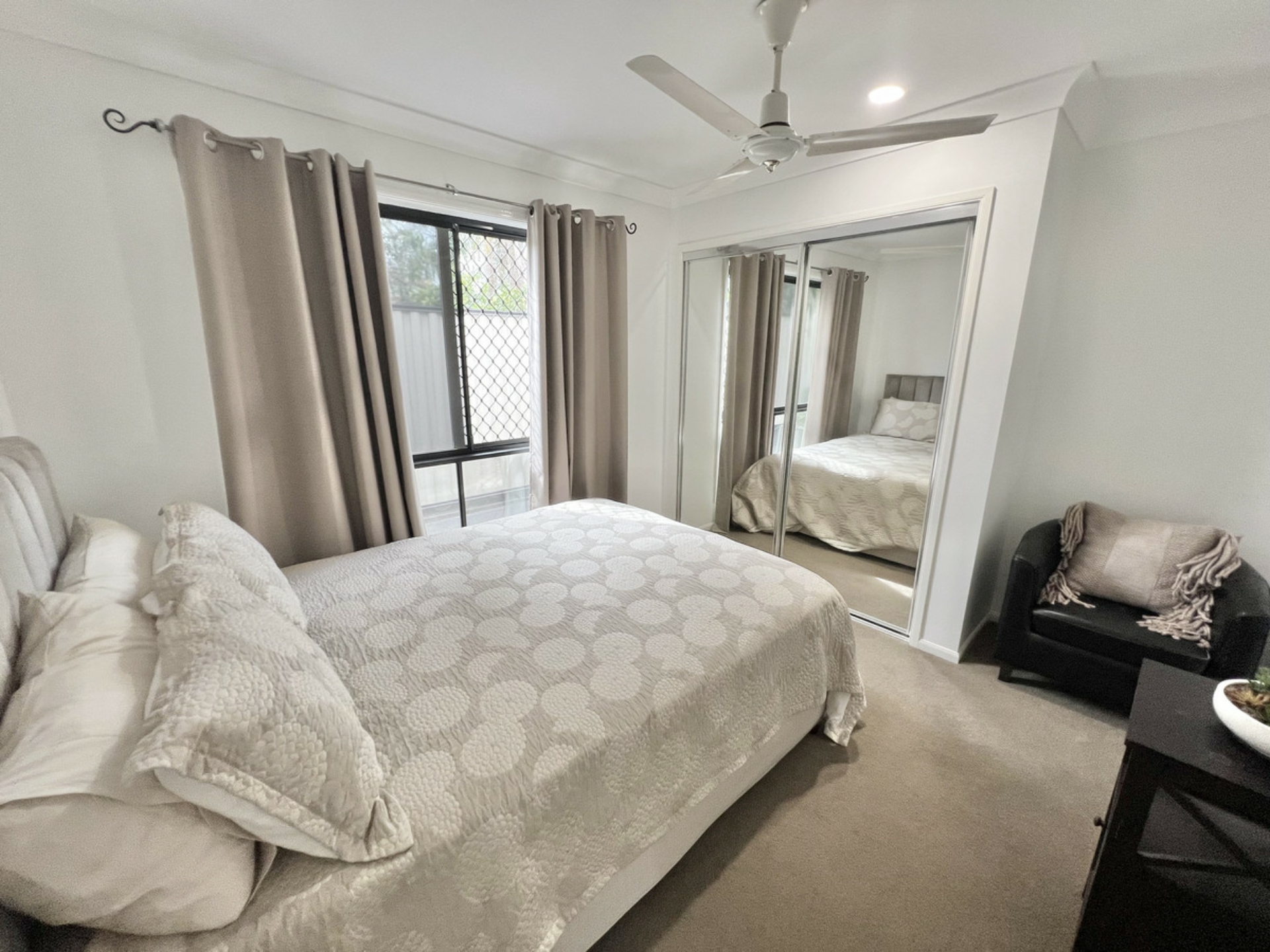 69 Carinyan Drive, BIRKDALE