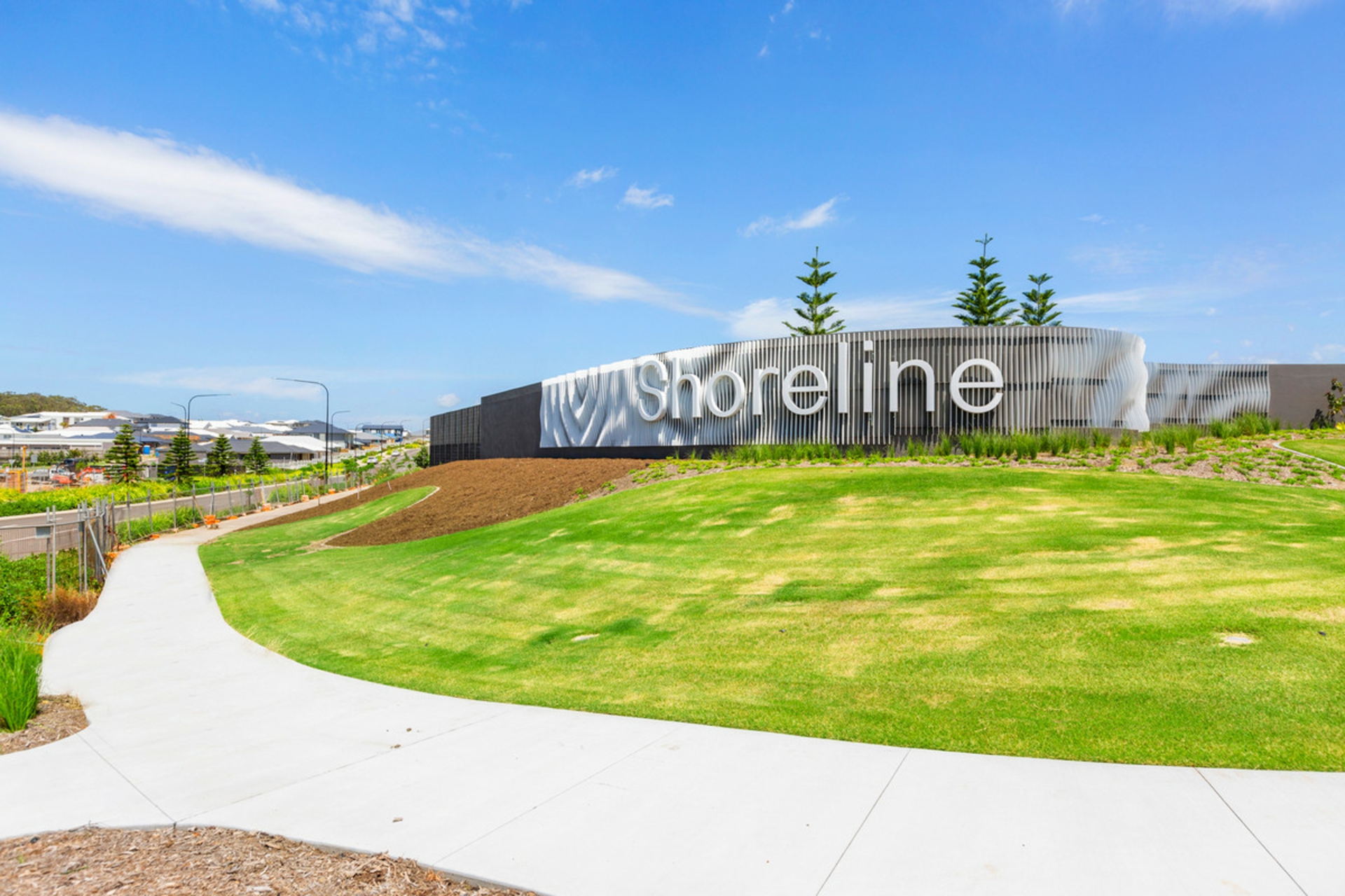 22 Shoreline Avenue, REDLAND BAY