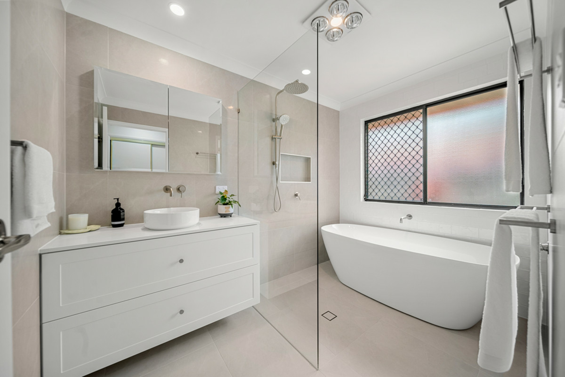 3 Willard Close, WELLINGTON POINT