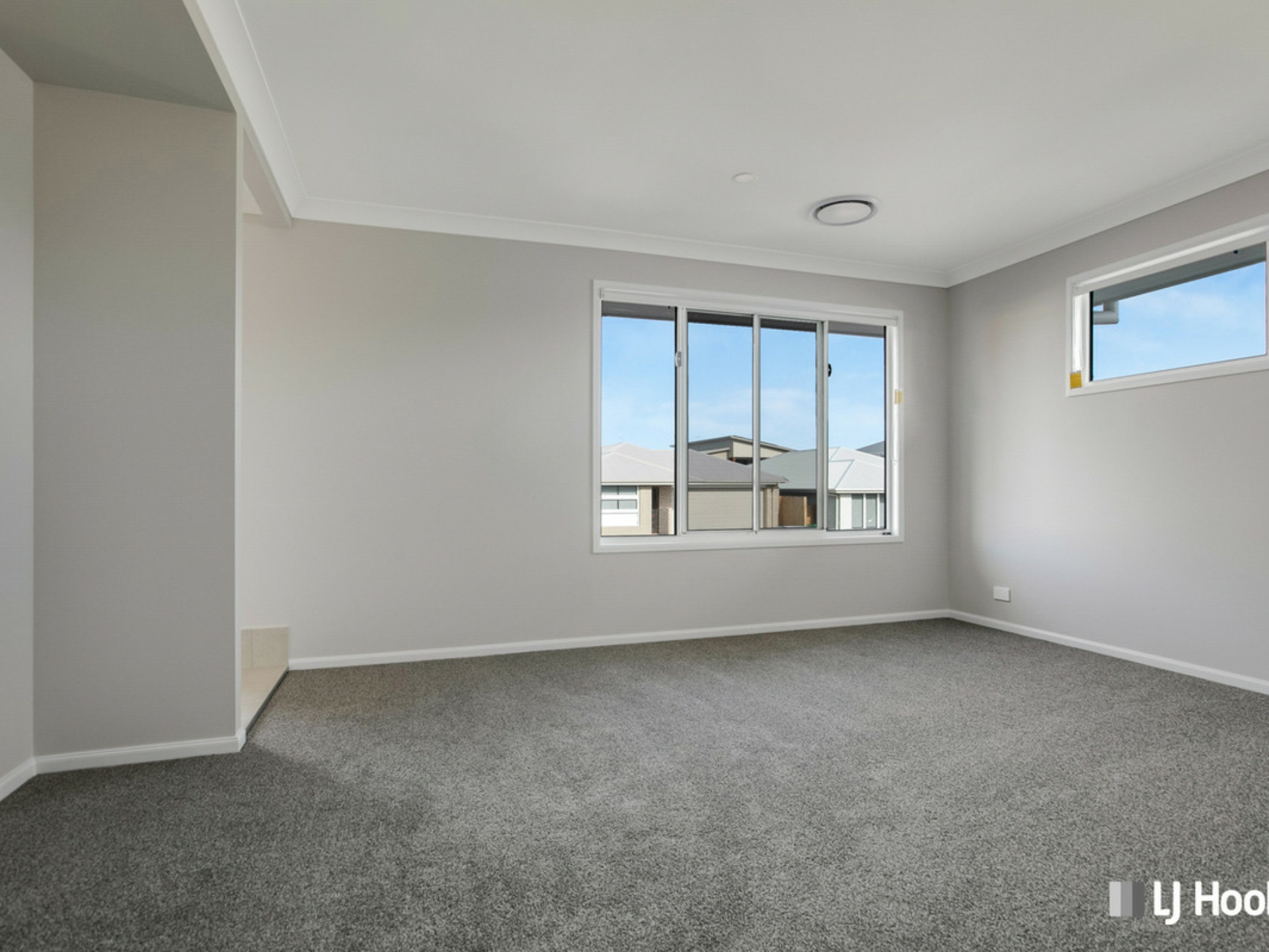 7 Radiance Crescent, THORNLANDS