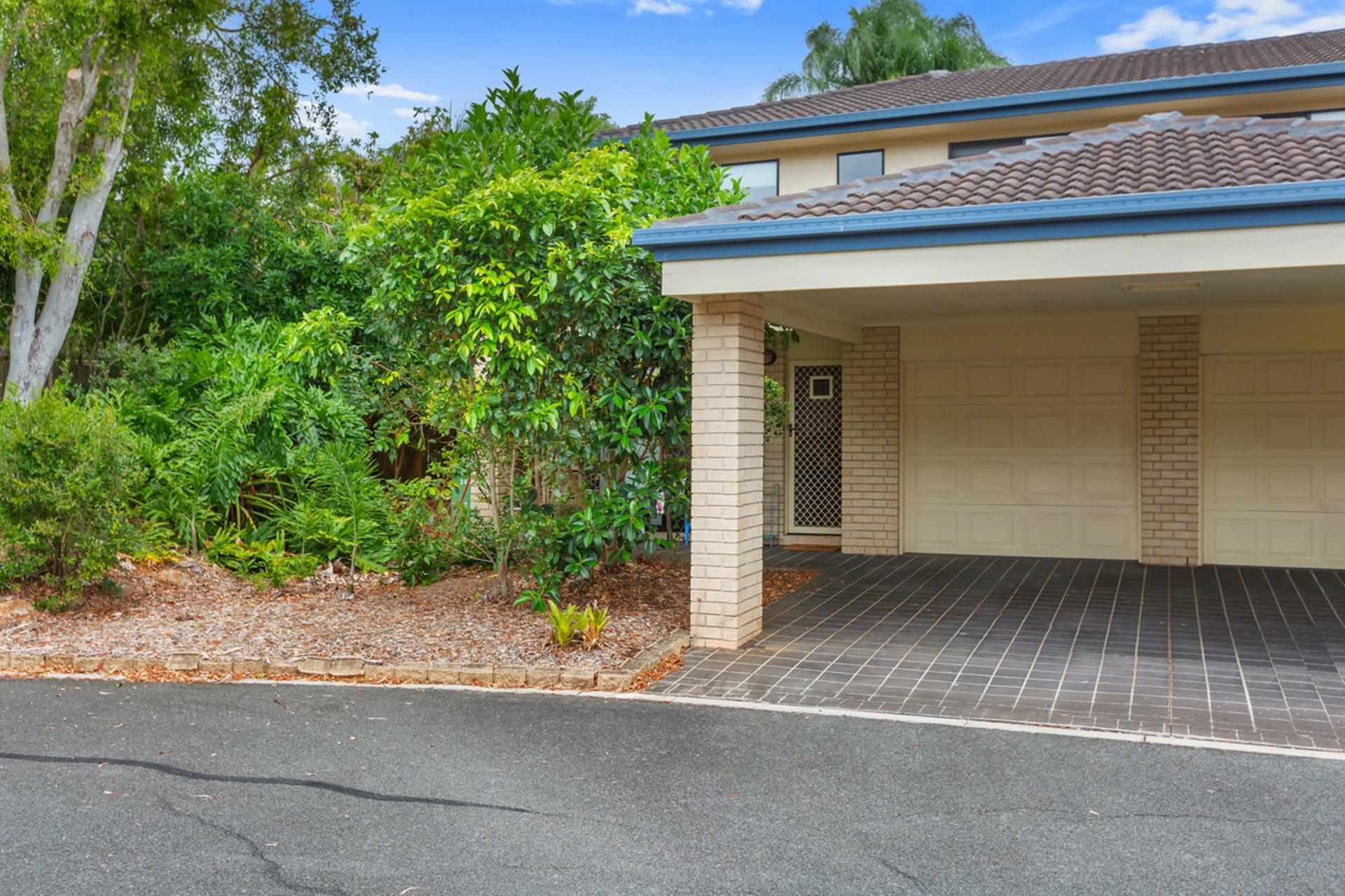 8/239-249 Mooroondu Road, Thorneside